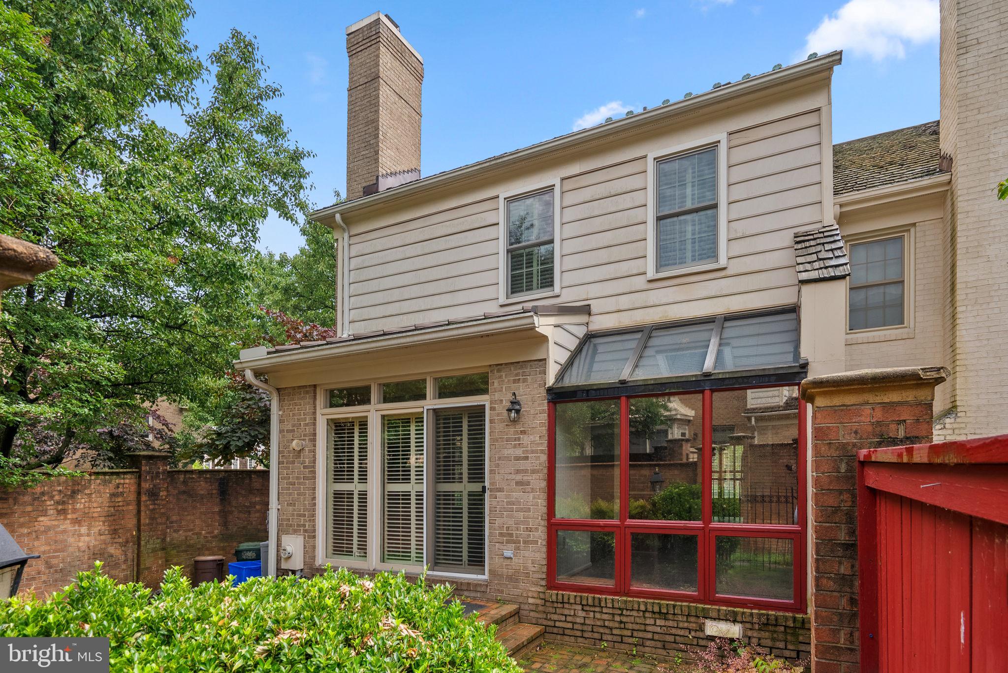 TUCKERMAN STATION - Residential Lease