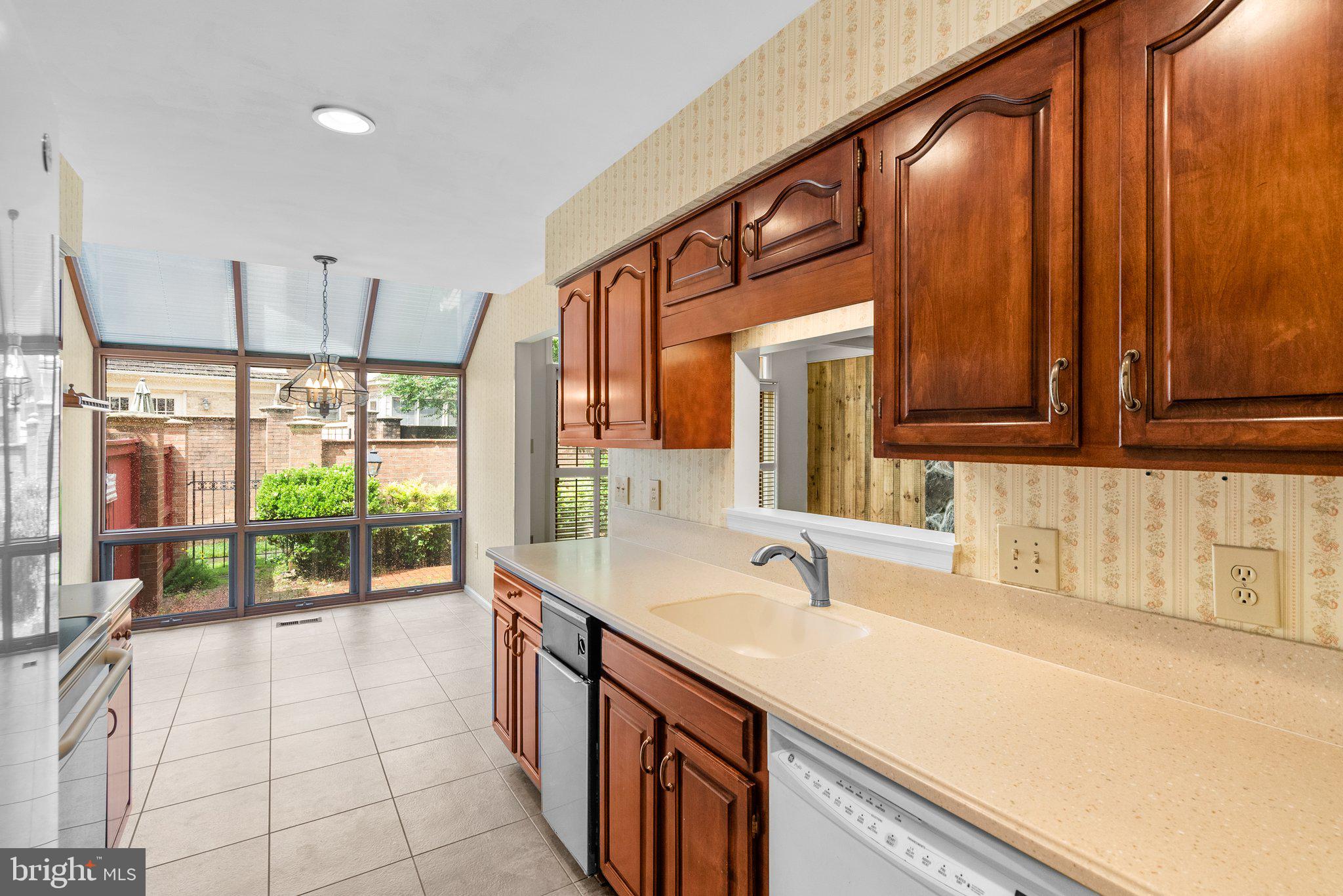 TUCKERMAN STATION - Residential Lease