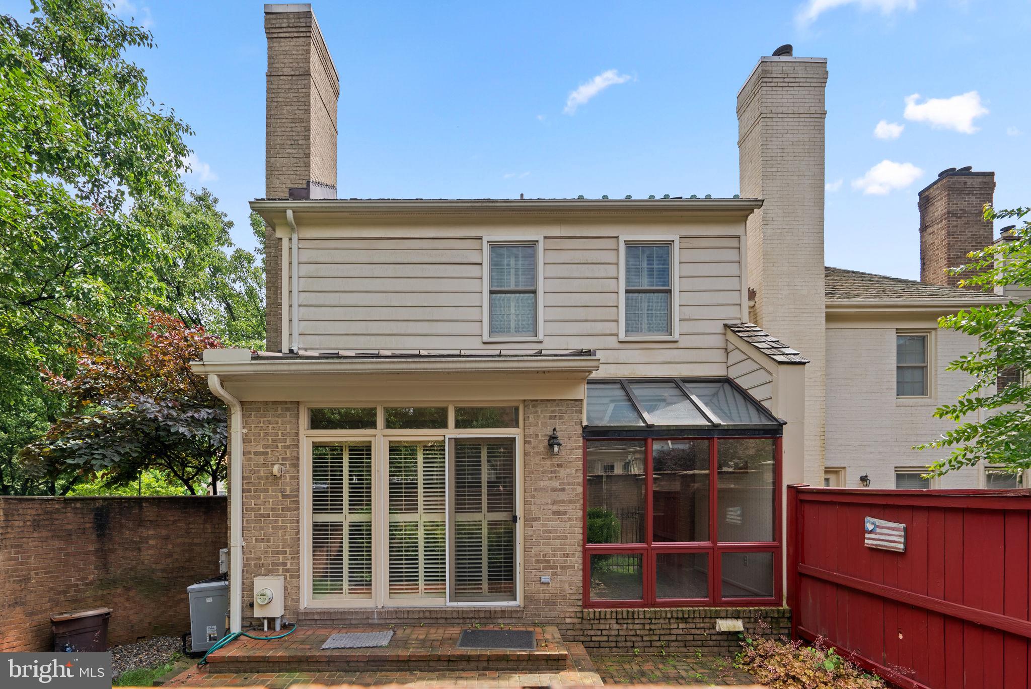 TUCKERMAN STATION - Residential Lease