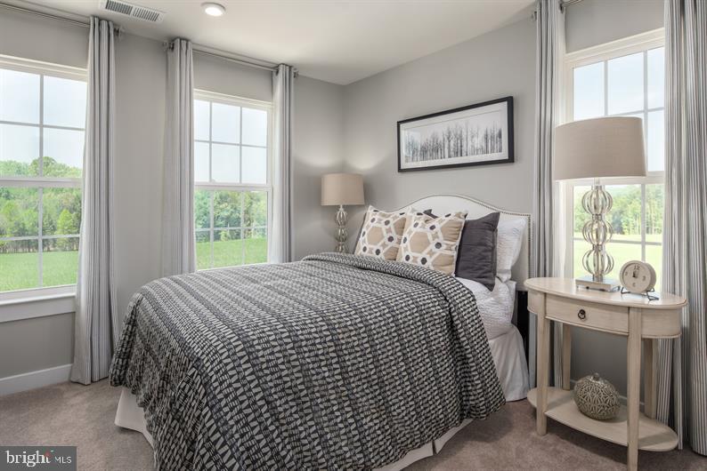 MONTGOMERY VILLAGE - Residential