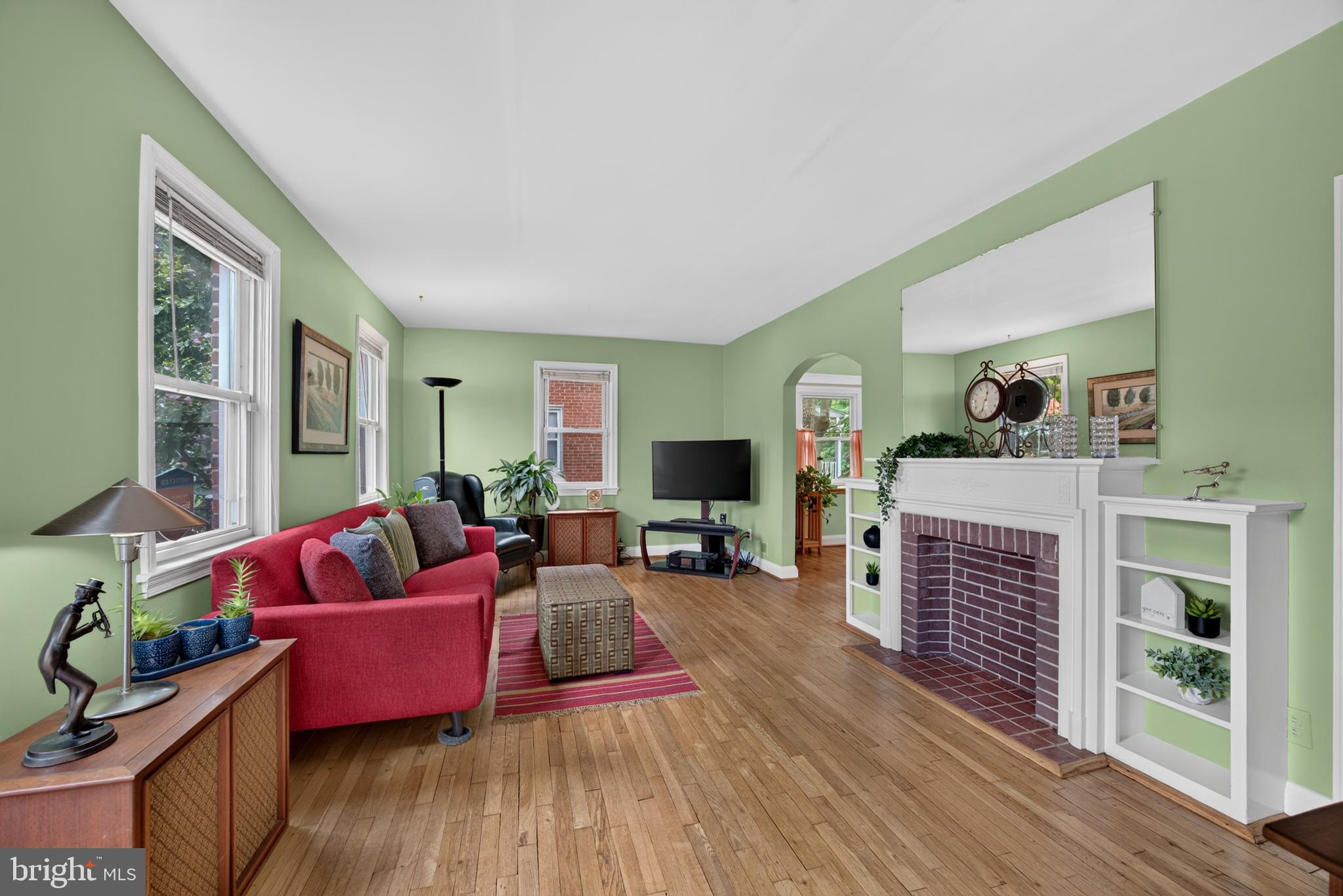 44 BRIARWOOD ROAD