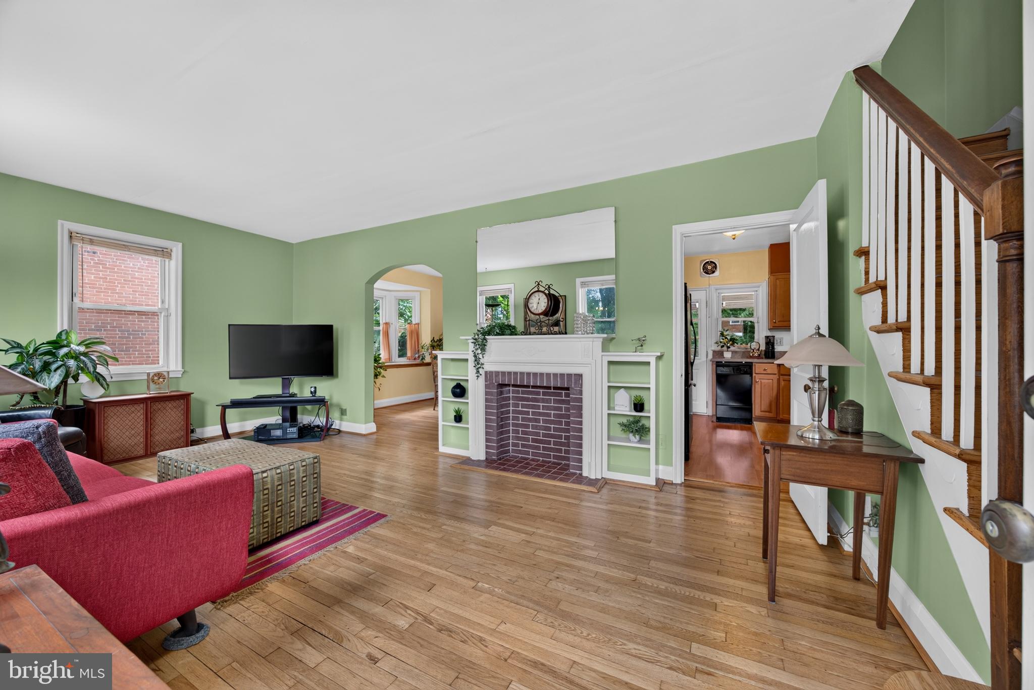 44 BRIARWOOD ROAD