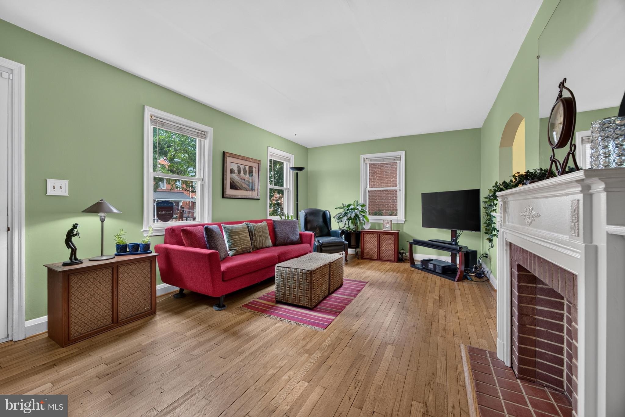 44 BRIARWOOD ROAD