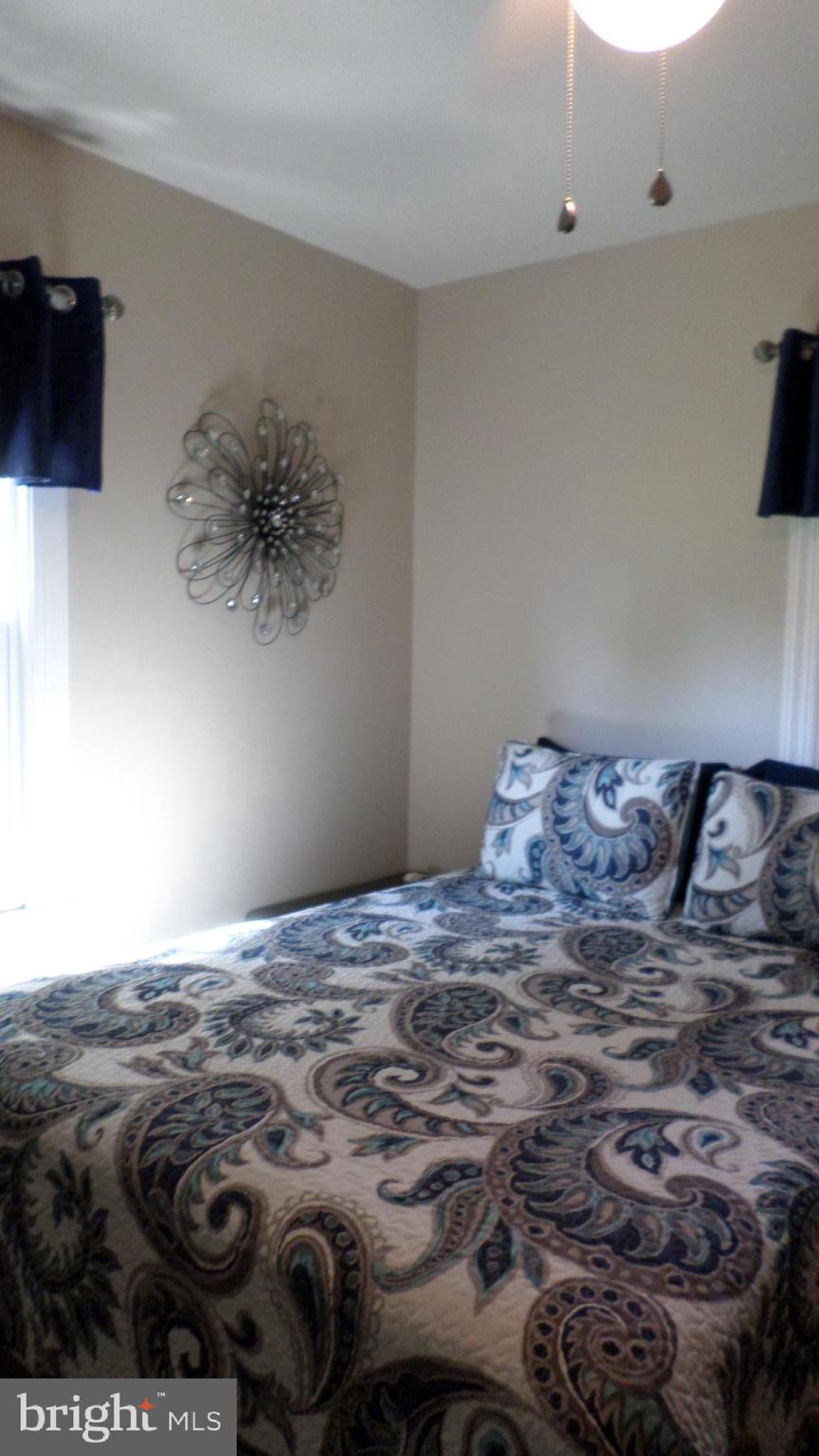 TOWN OF COLONIAL BEACH - Residential Lease