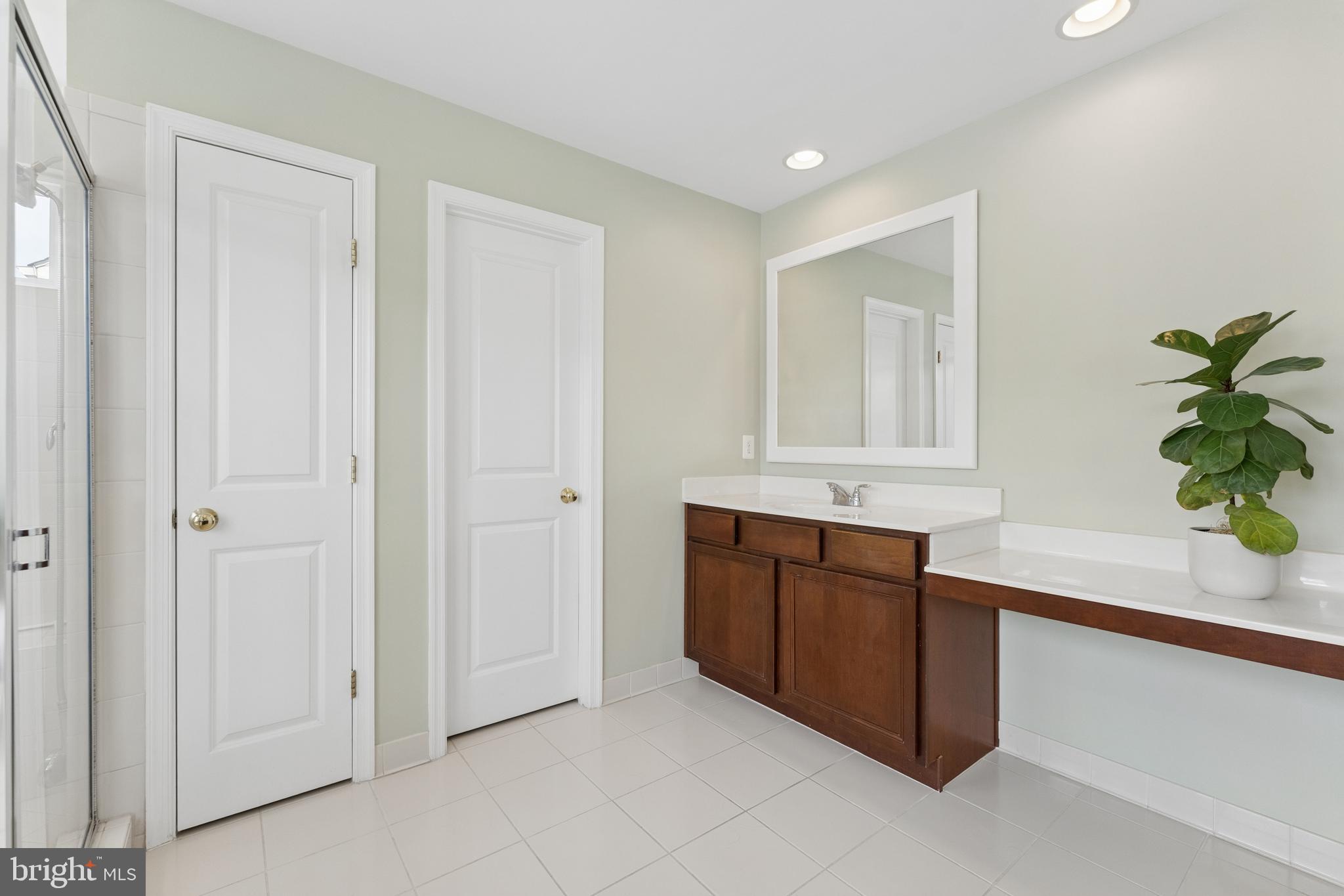 BRAMBLETON LANDBAY - Residential