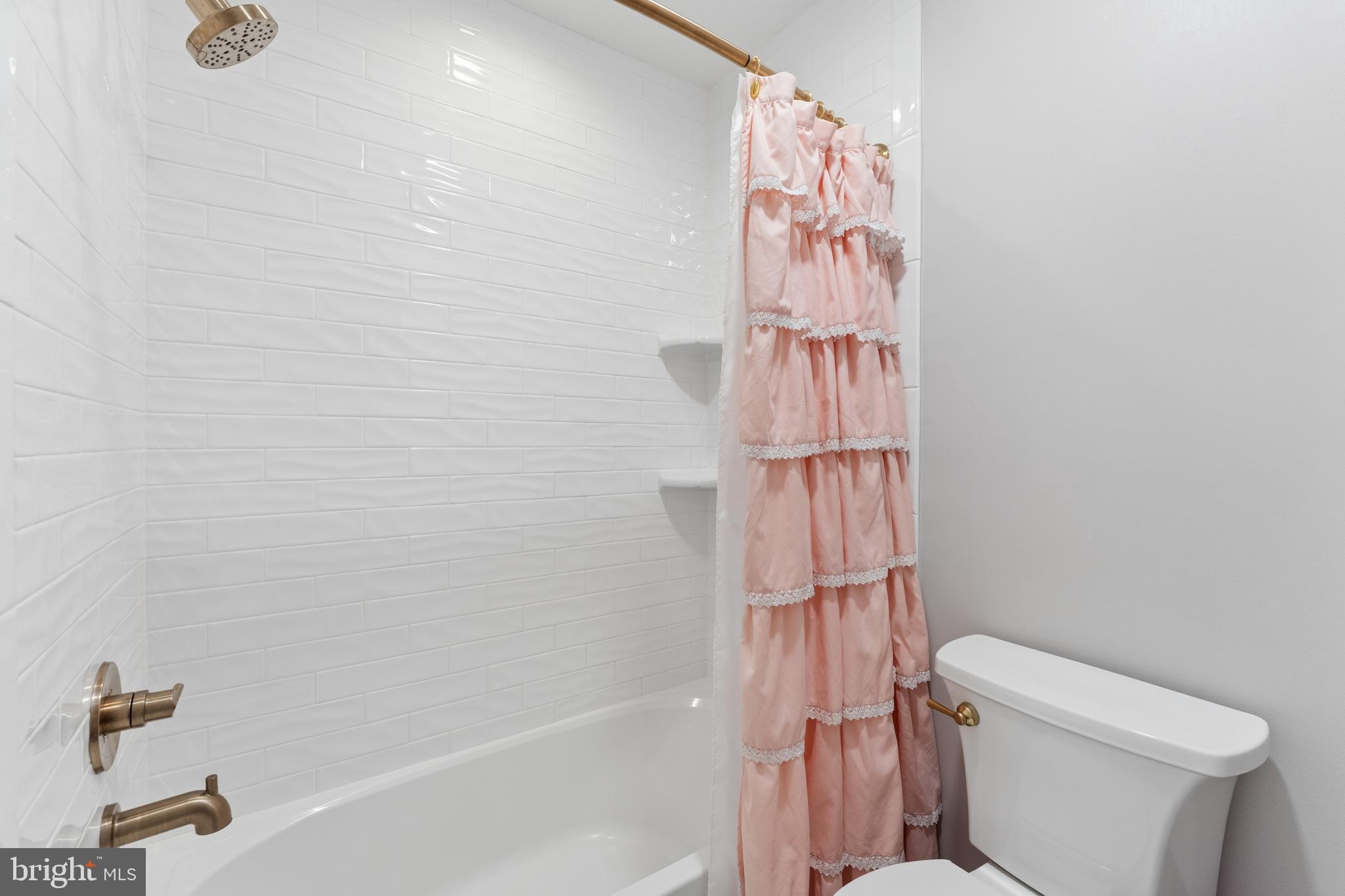 BRAMBLETON LANDBAY - Residential