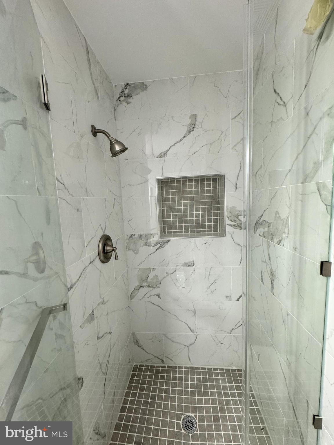 SEQUOIA LEA - Residential Lease