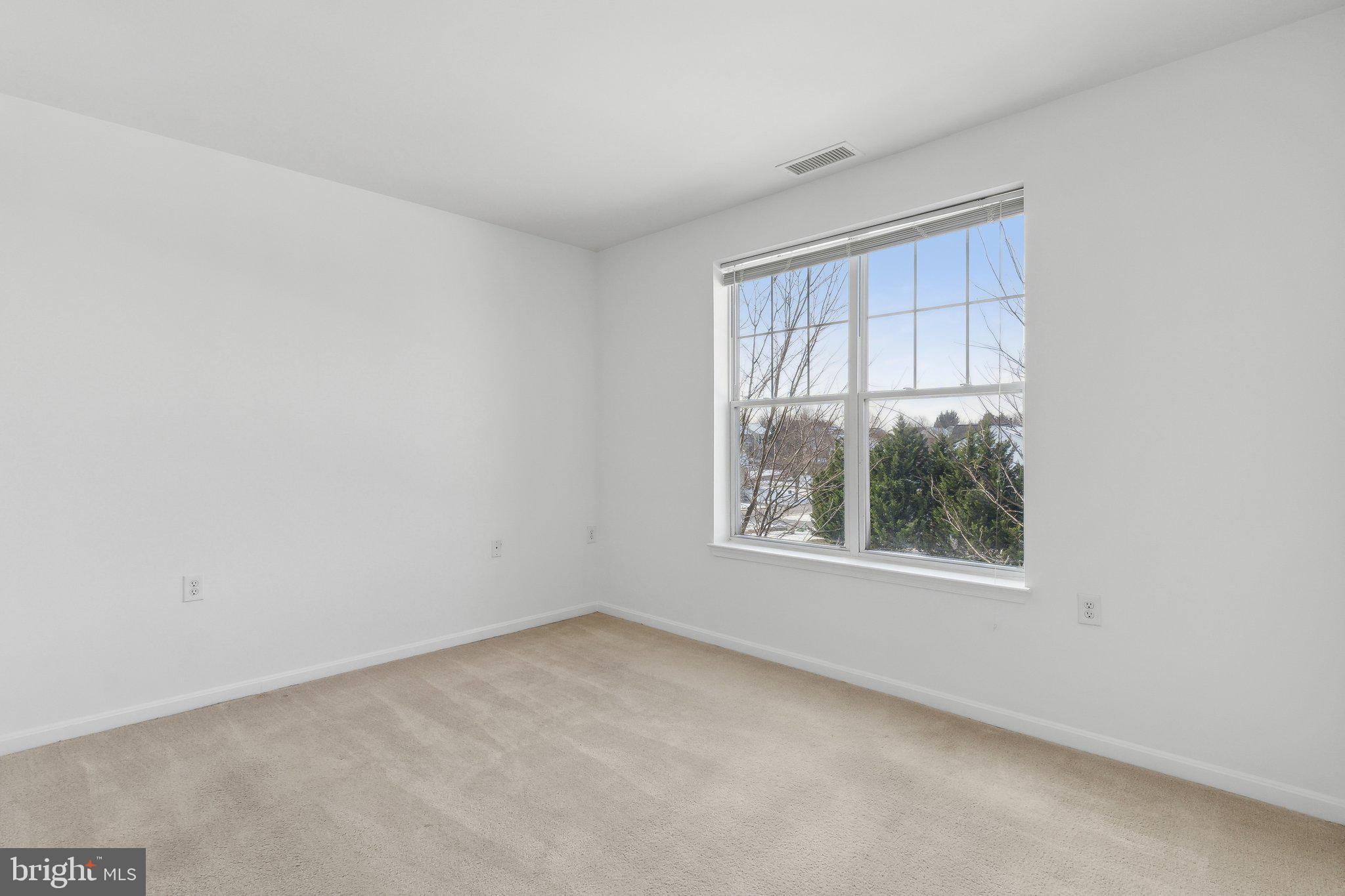 KINGS OVERLOOK - Residential