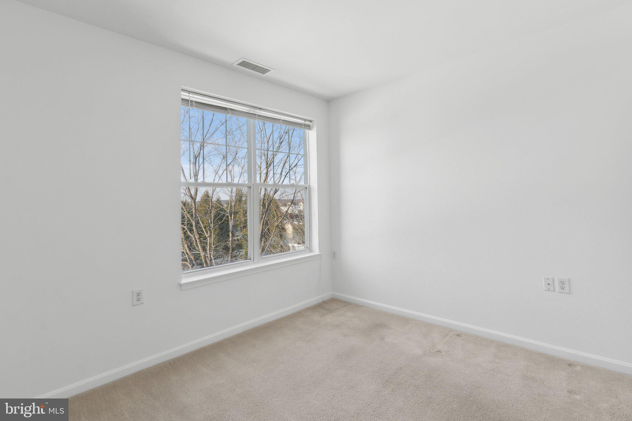 KINGS OVERLOOK - Residential