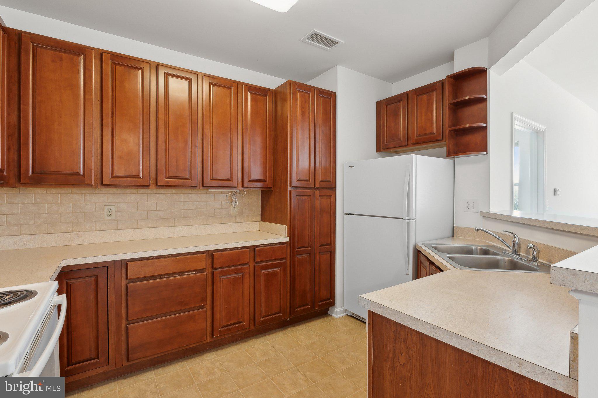 KINGS OVERLOOK - Residential