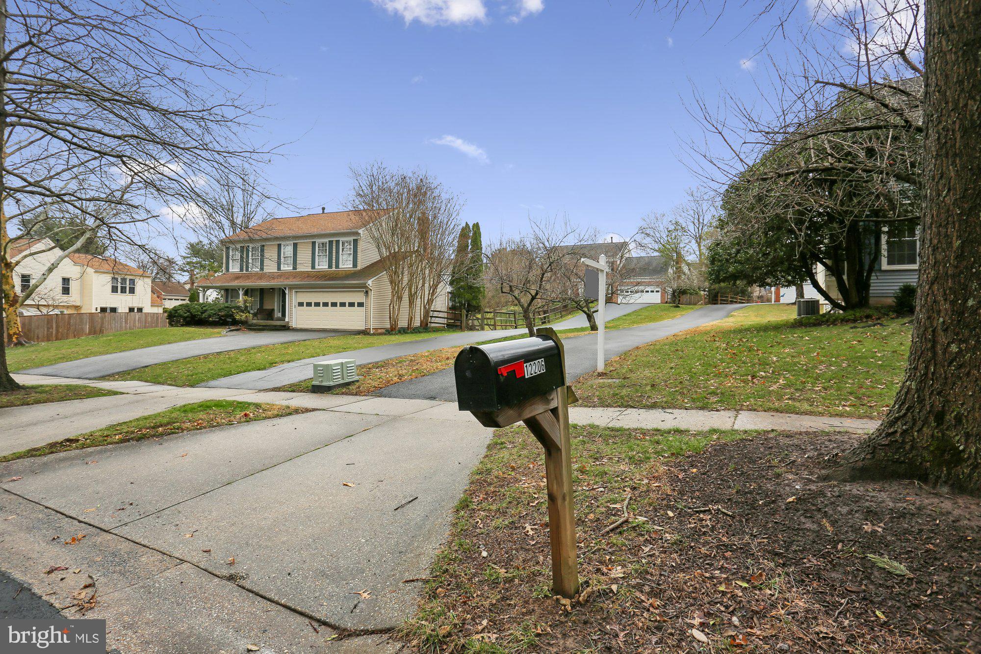 ORCHARD HILLS - Residential