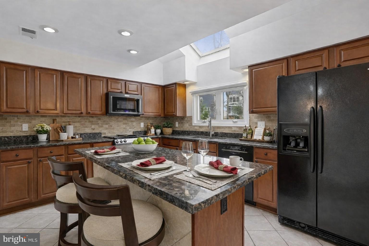 ORCHARD HILLS - Residential