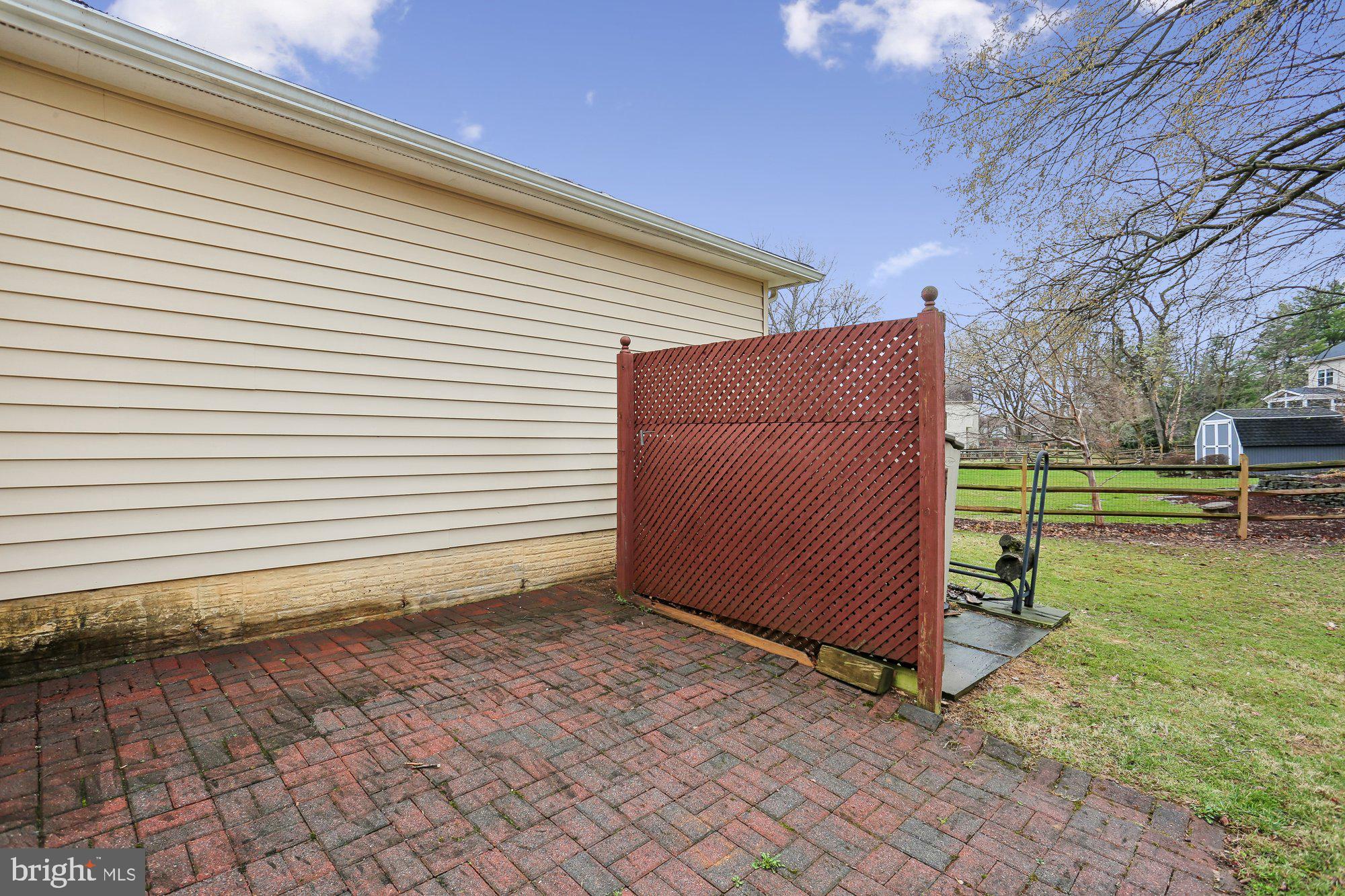 ORCHARD HILLS - Residential