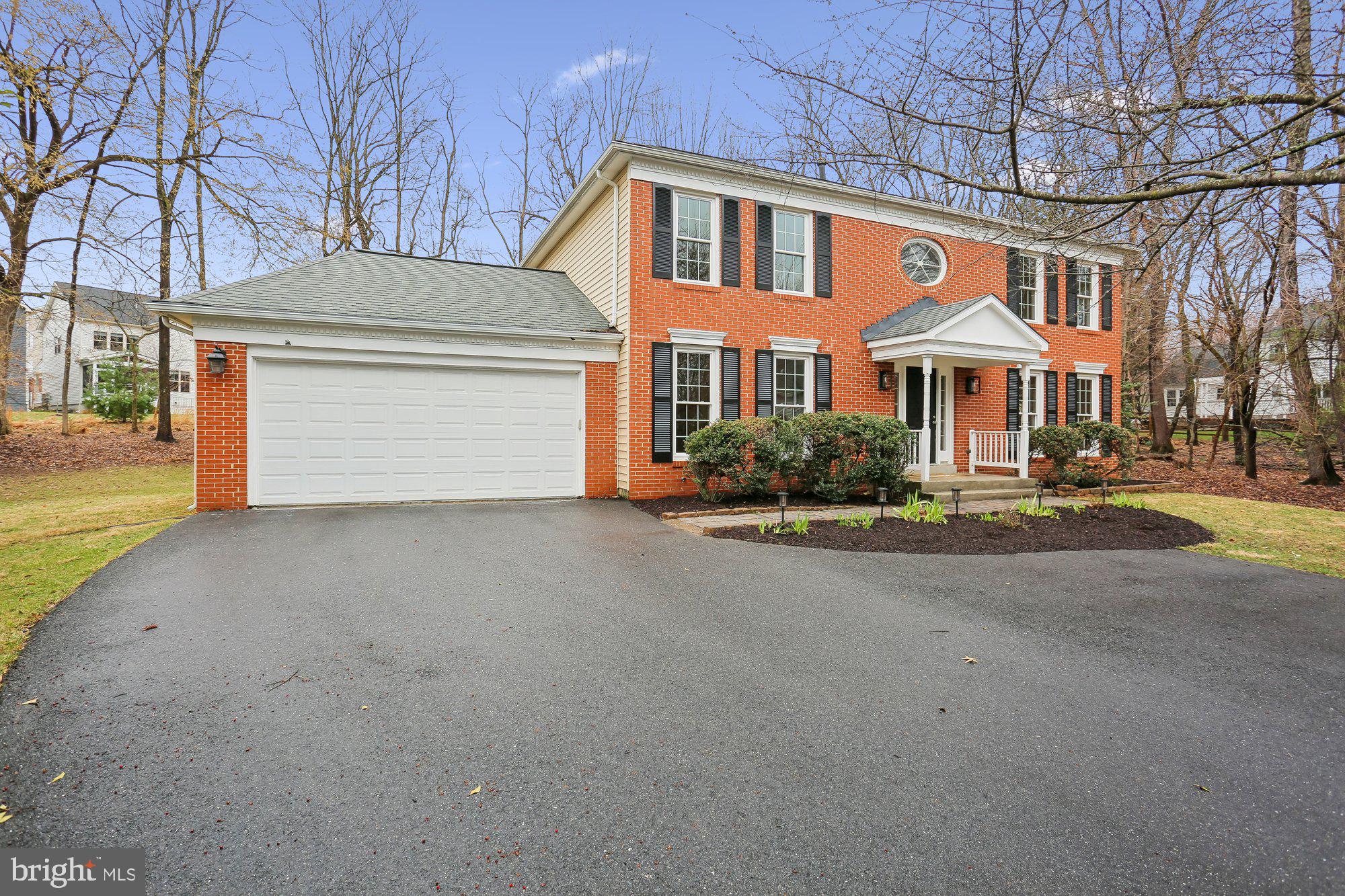 ORCHARD HILLS - Residential