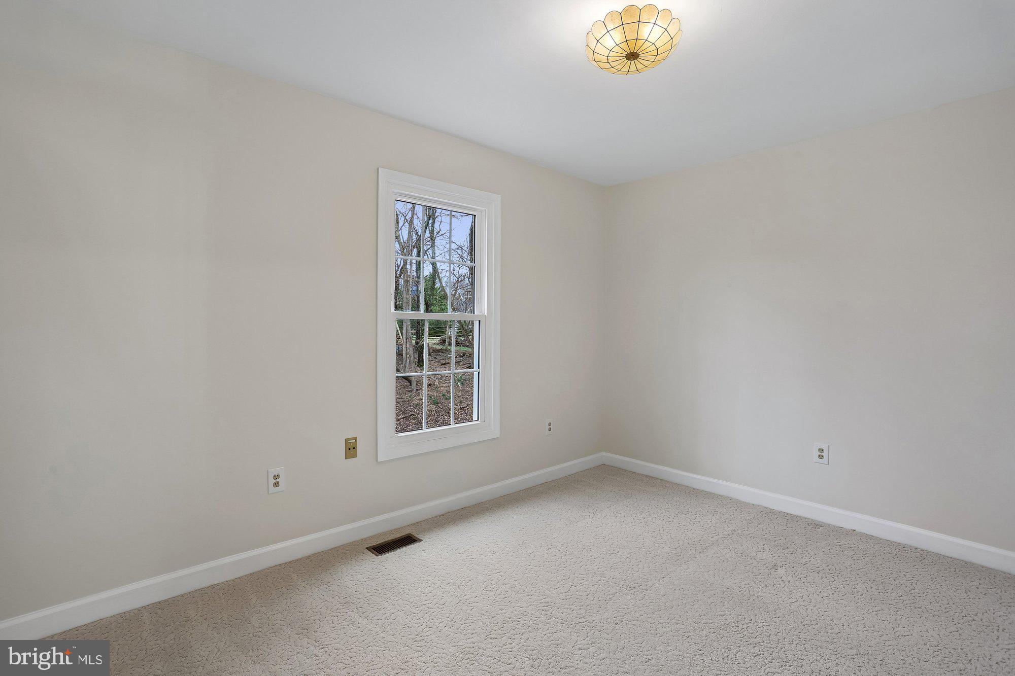 ORCHARD HILLS - Residential