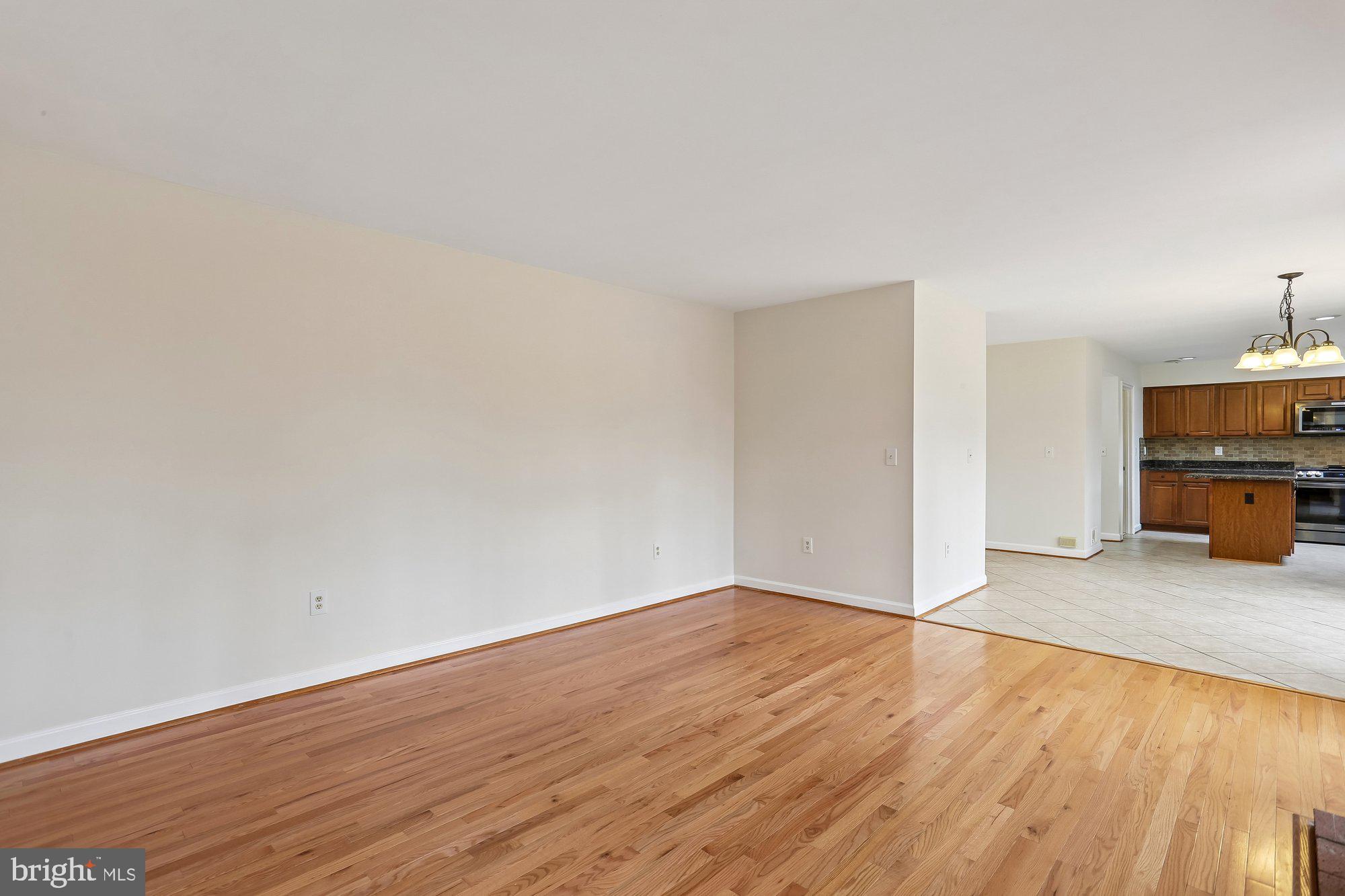 ORCHARD HILLS - Residential