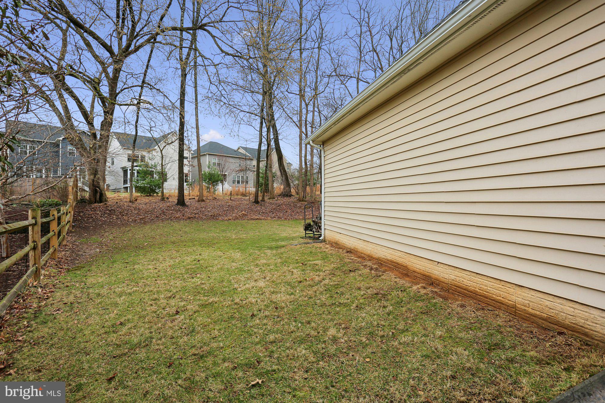 ORCHARD HILLS - Residential