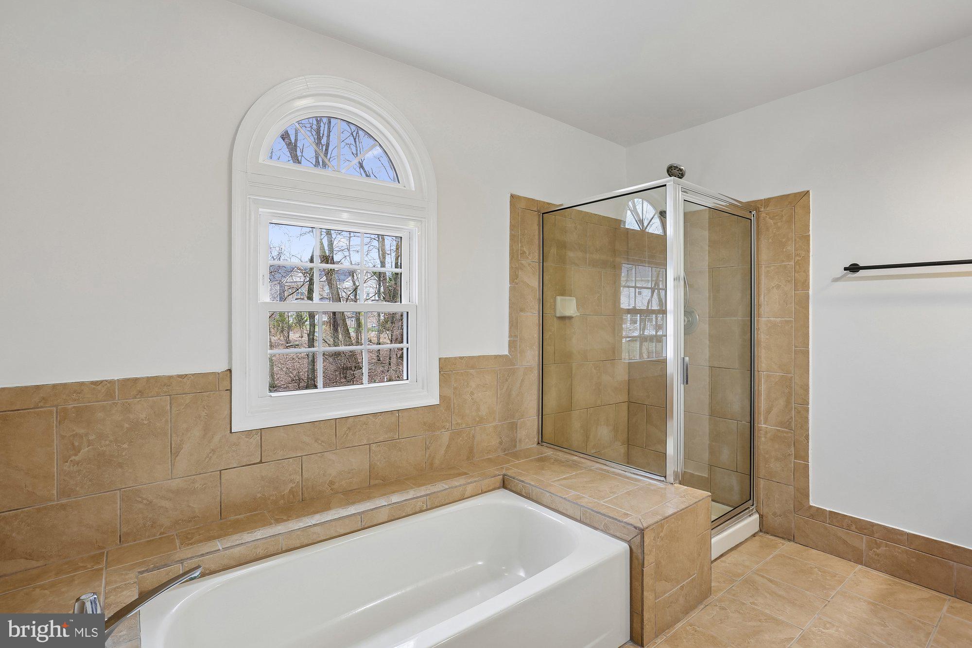 ORCHARD HILLS - Residential