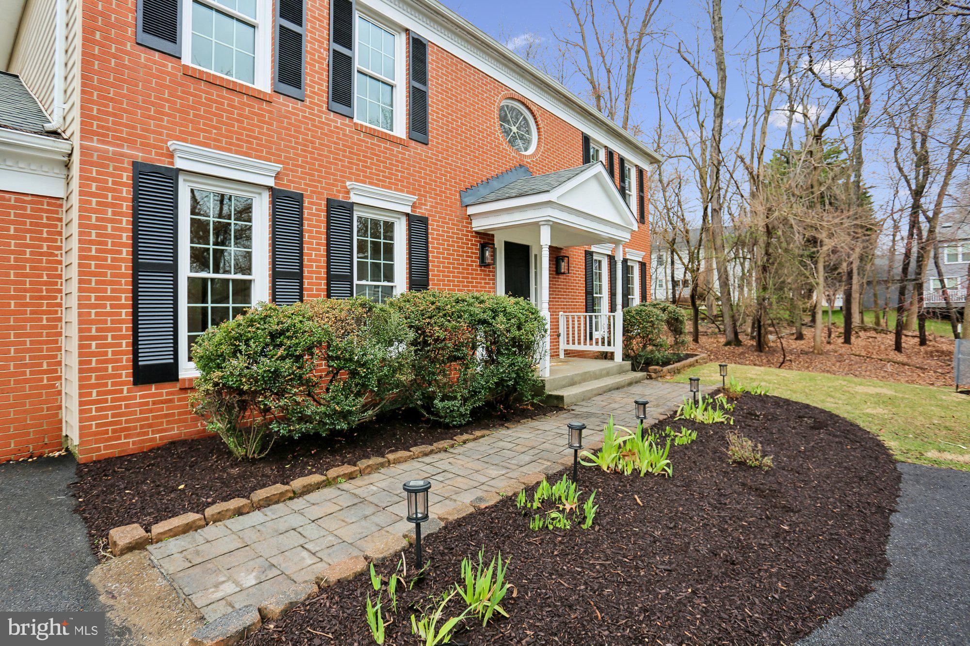 ORCHARD HILLS - Residential