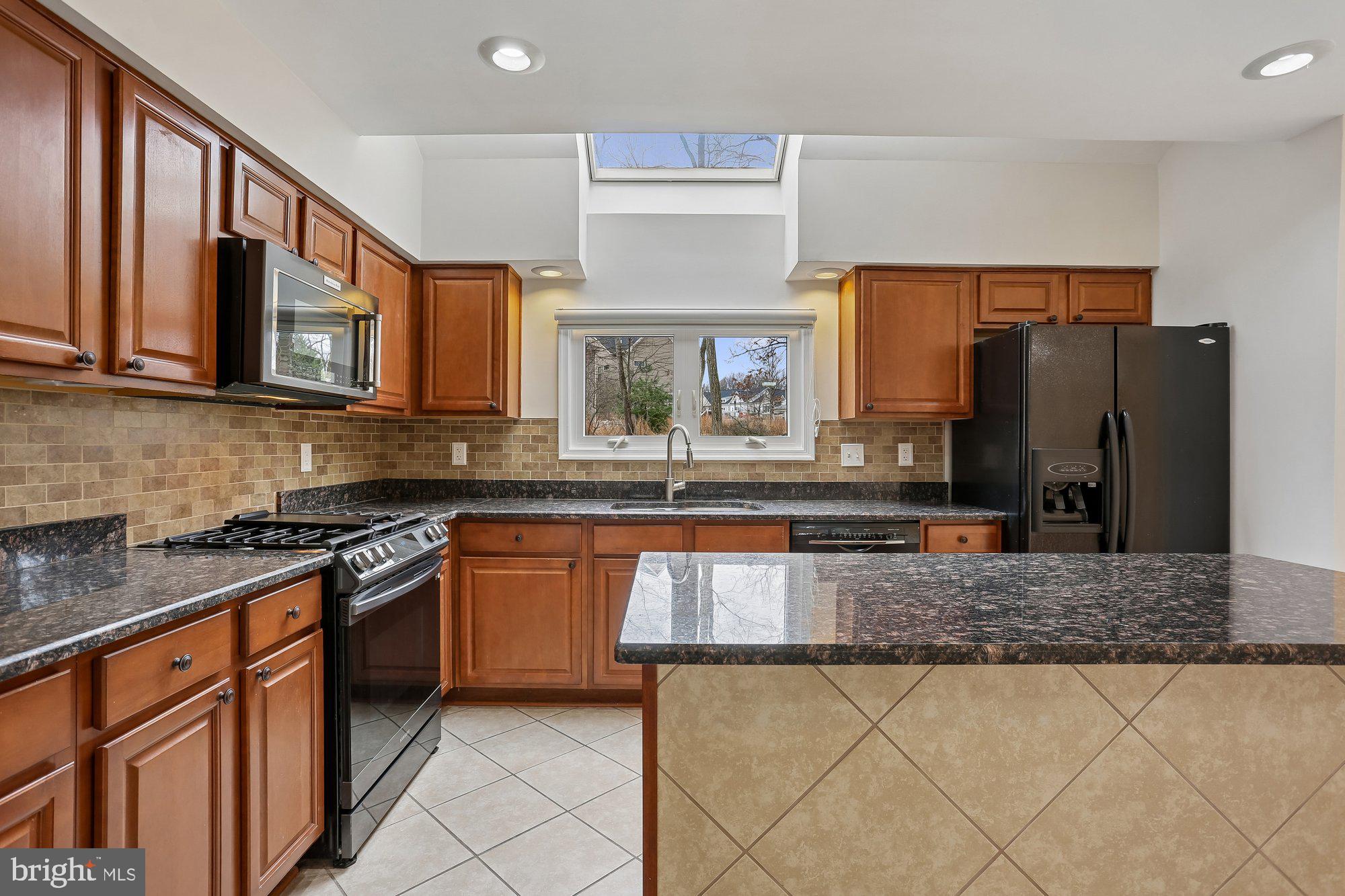 ORCHARD HILLS - Residential