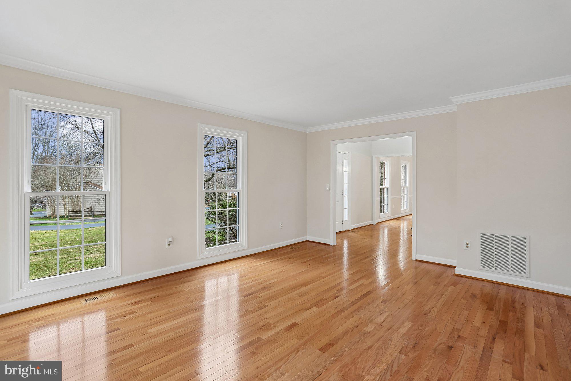 ORCHARD HILLS - Residential