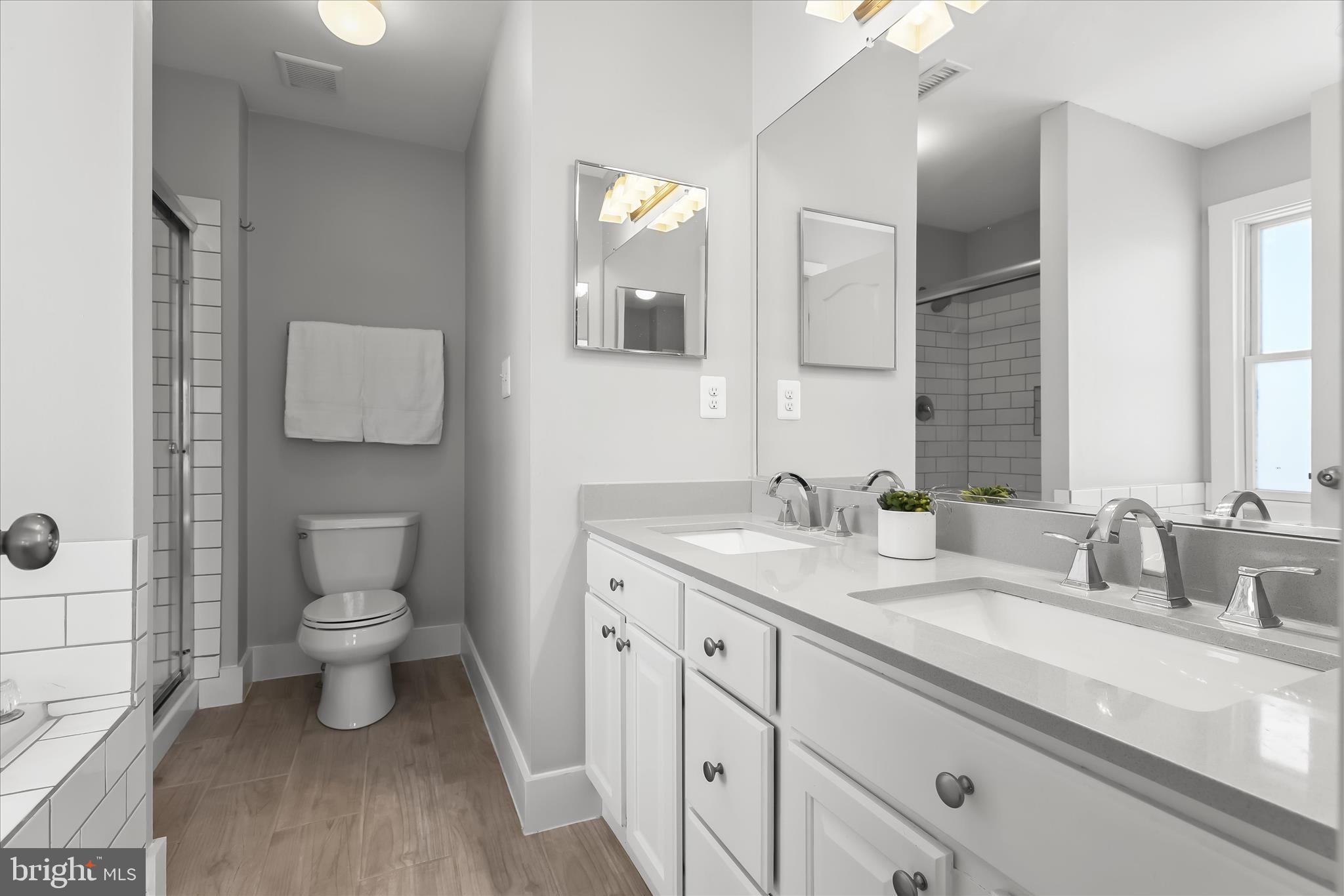 SUMMIT RIDGE - Residential