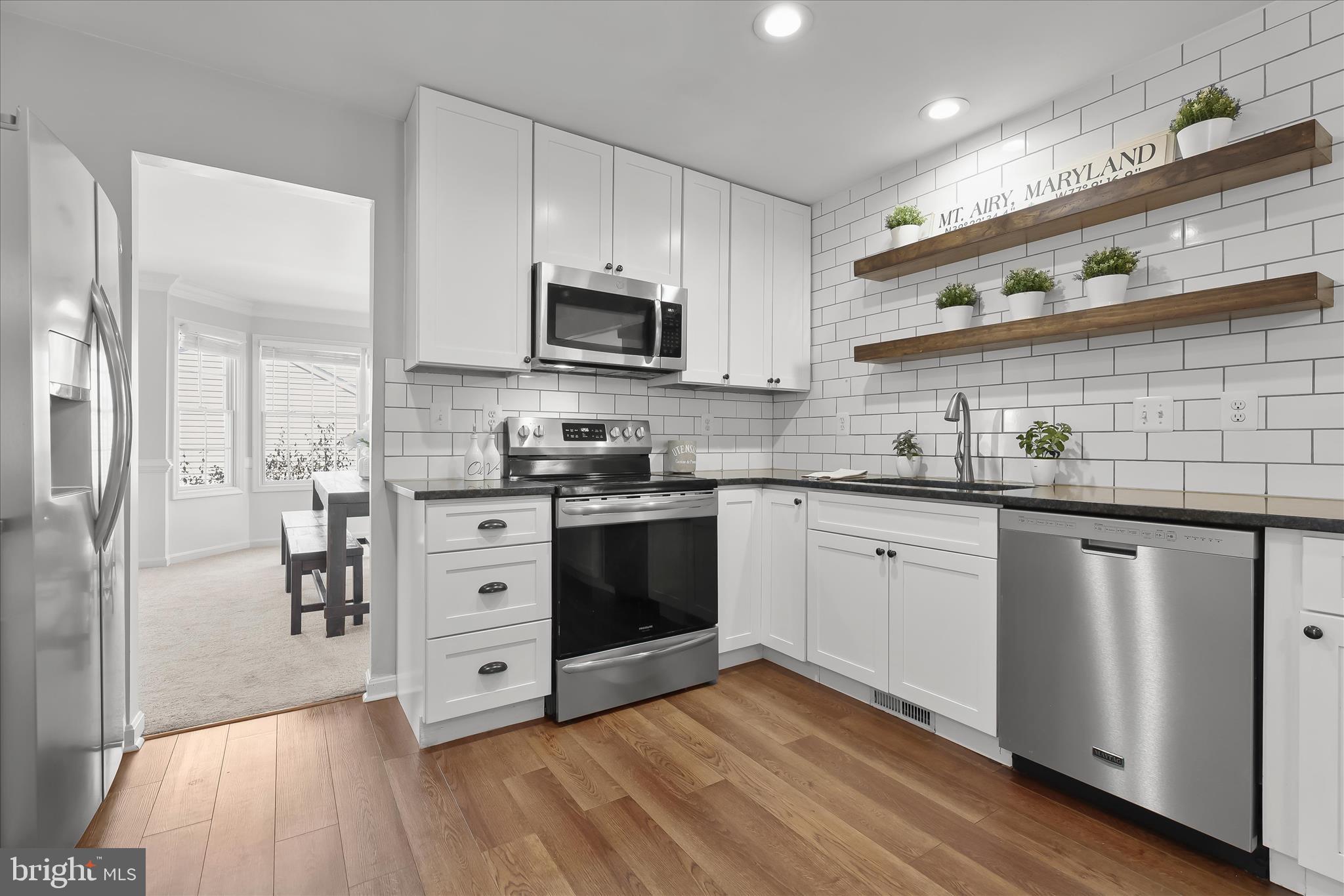 SUMMIT RIDGE - Residential