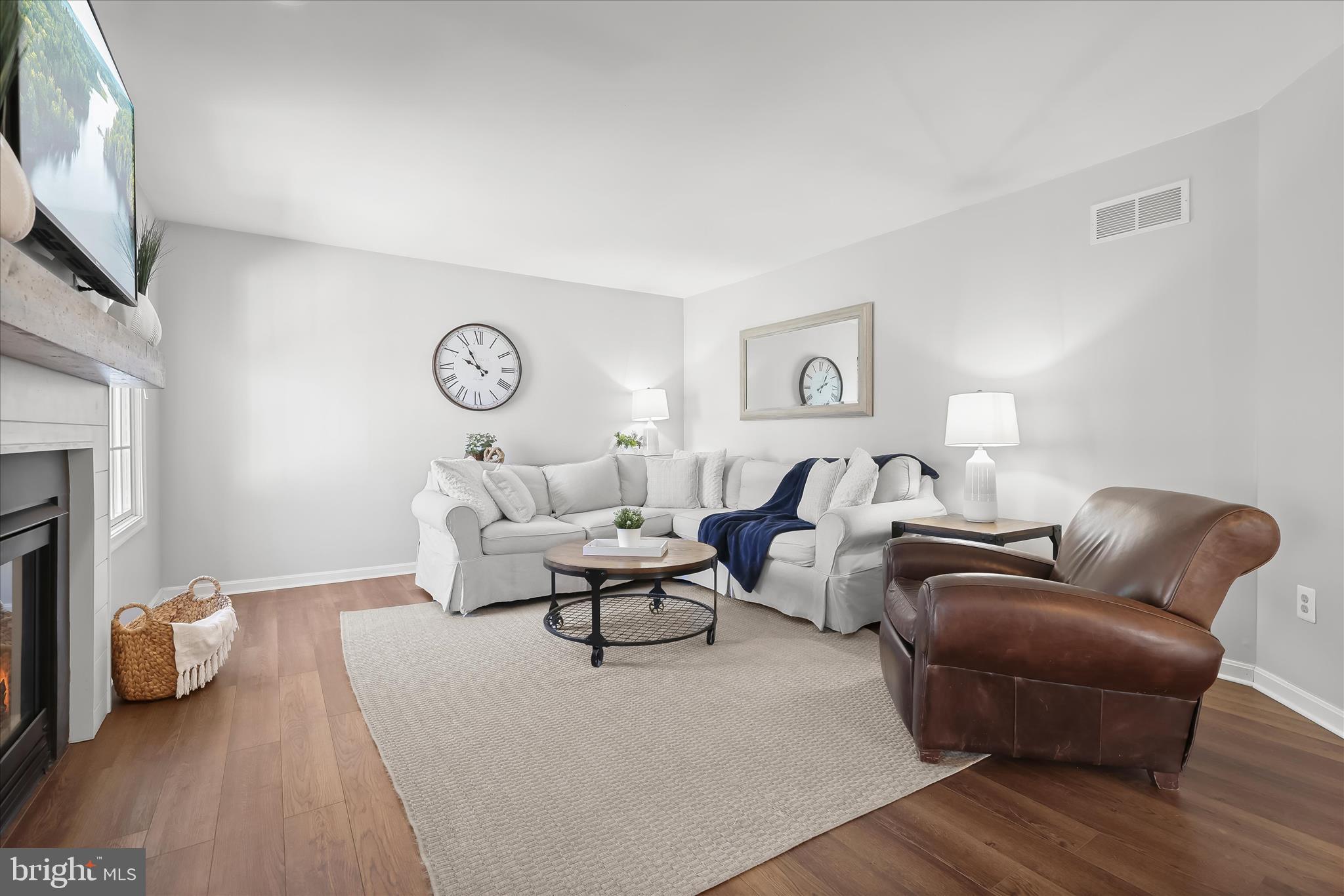 SUMMIT RIDGE - Residential