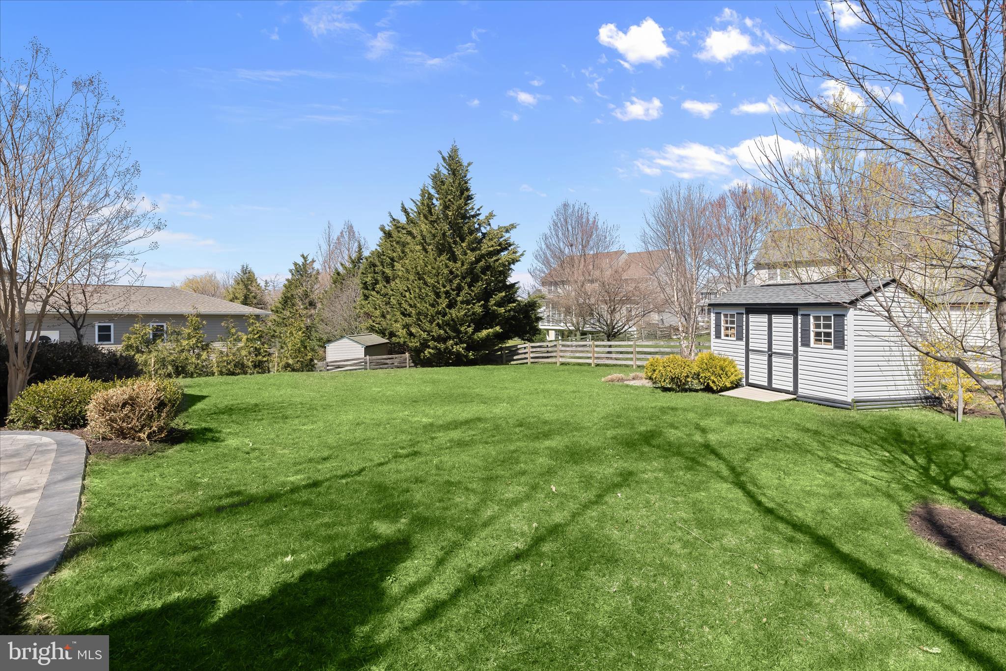 SUMMIT RIDGE - Residential