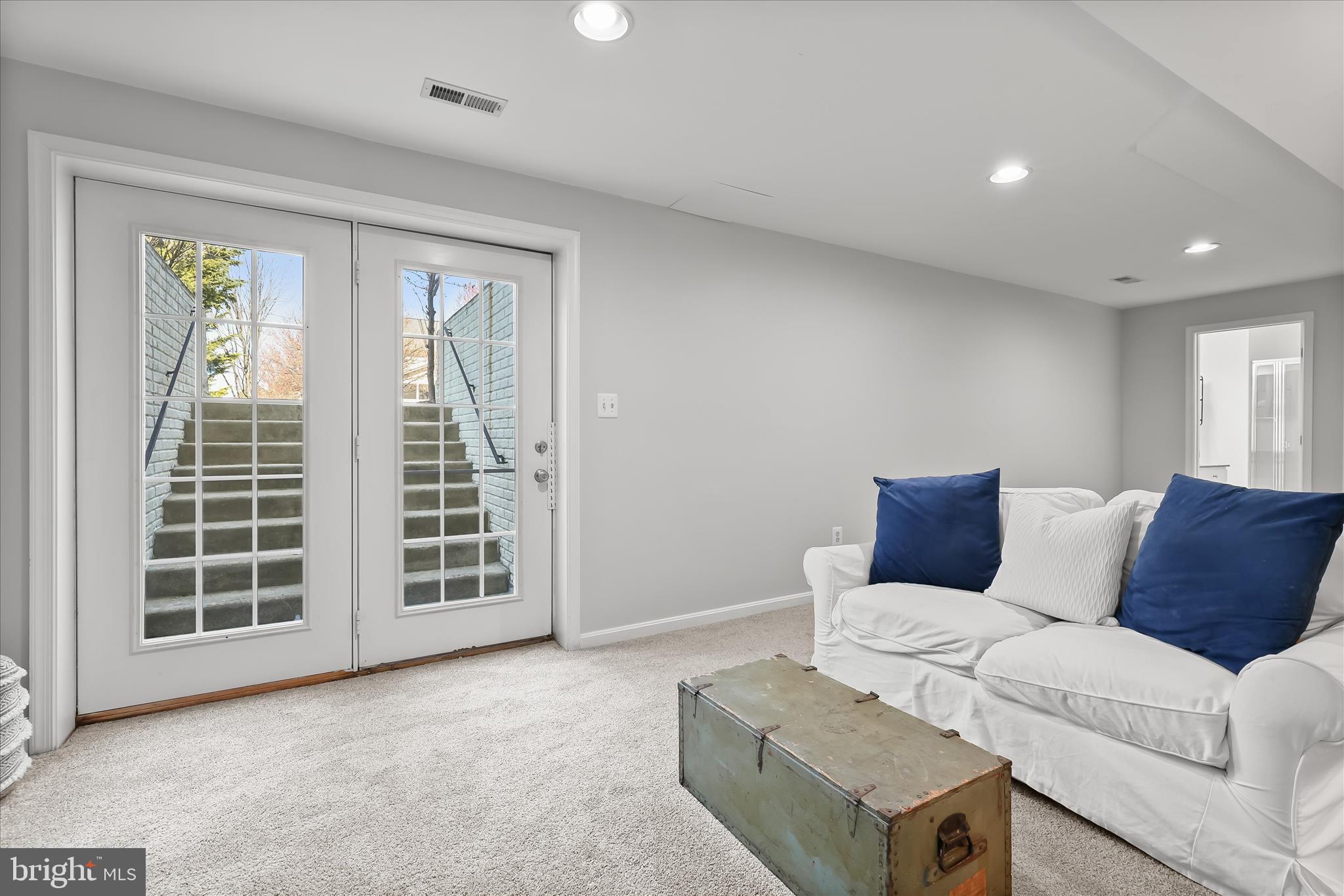 SUMMIT RIDGE - Residential