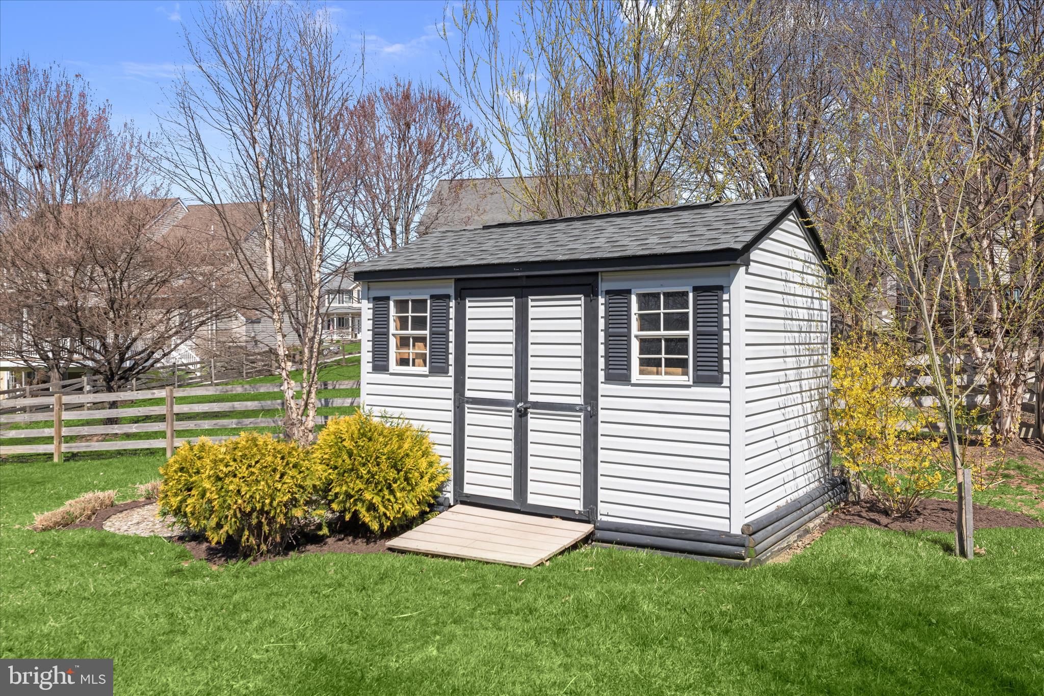 SUMMIT RIDGE - Residential