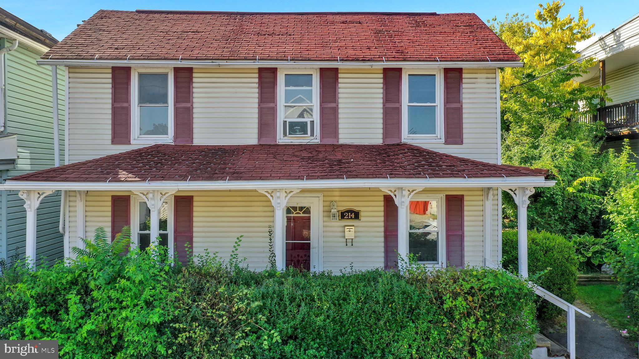 WEST SIDE - Residential