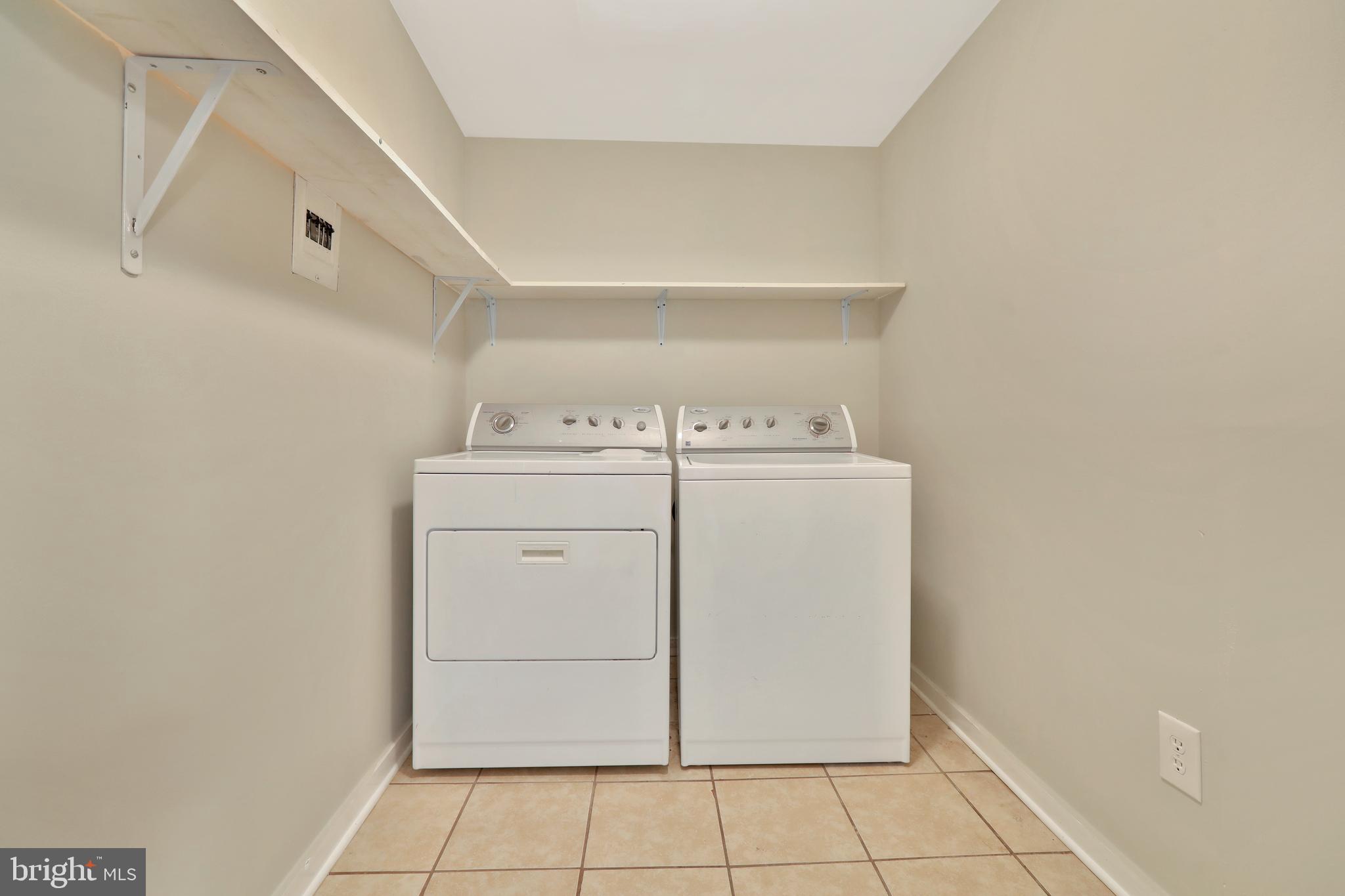 WEST SIDE - Residential