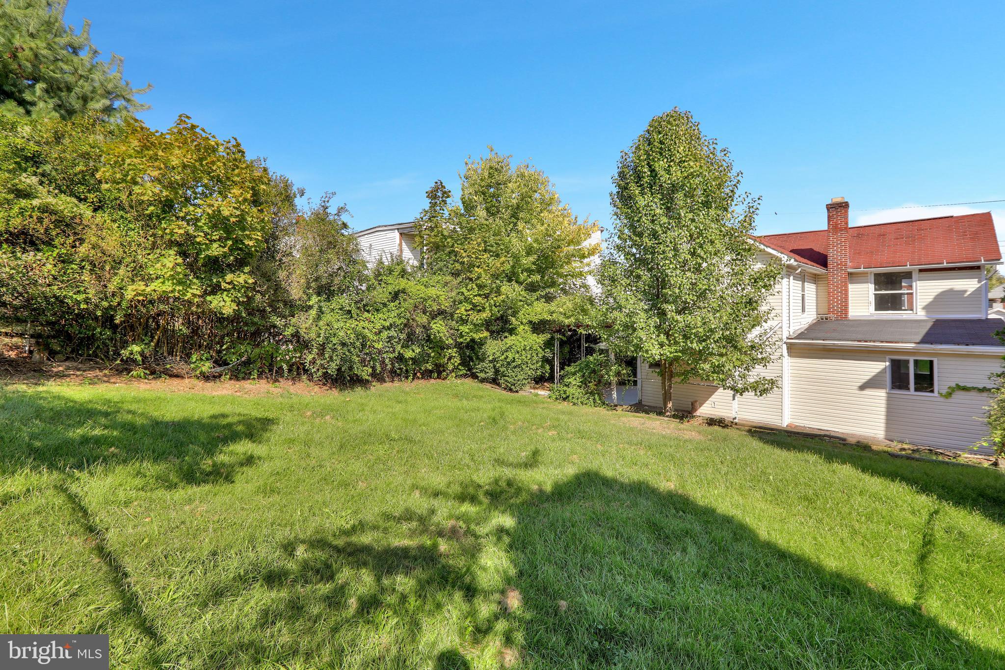 WEST SIDE - Residential