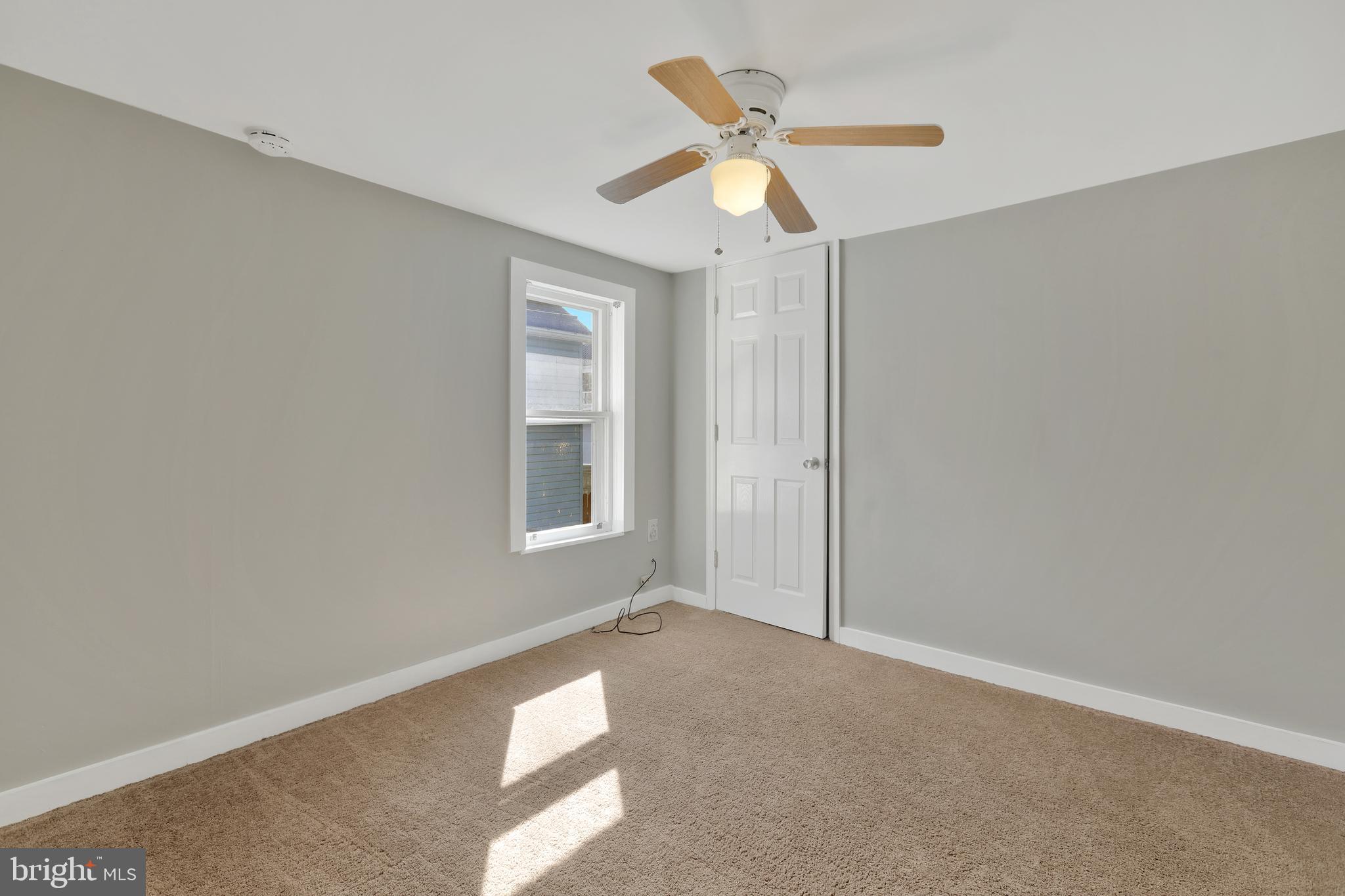 WEST SIDE - Residential