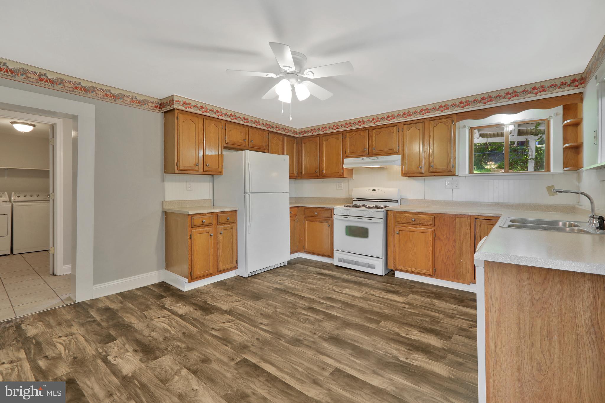 WEST SIDE - Residential