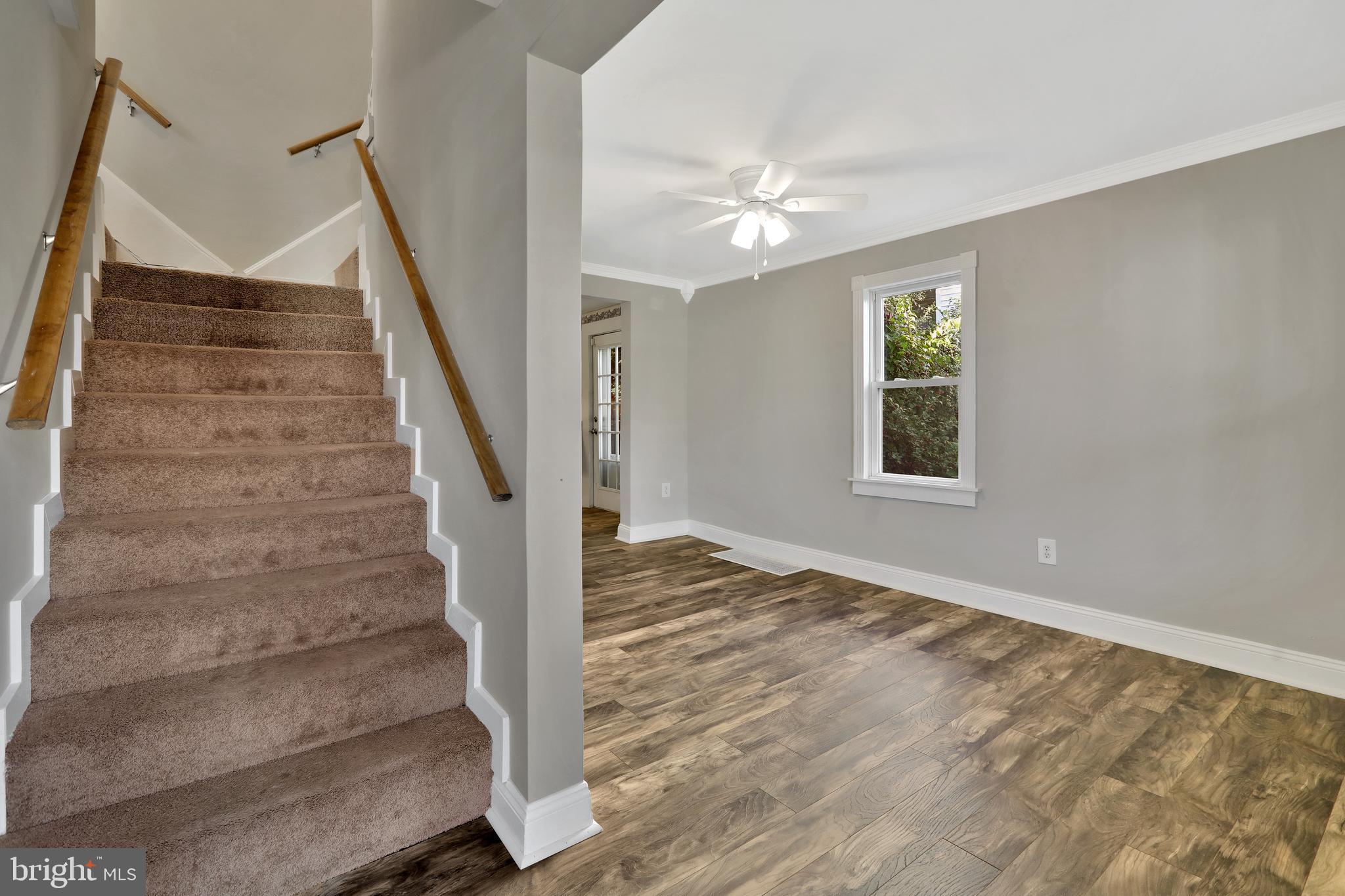 WEST SIDE - Residential