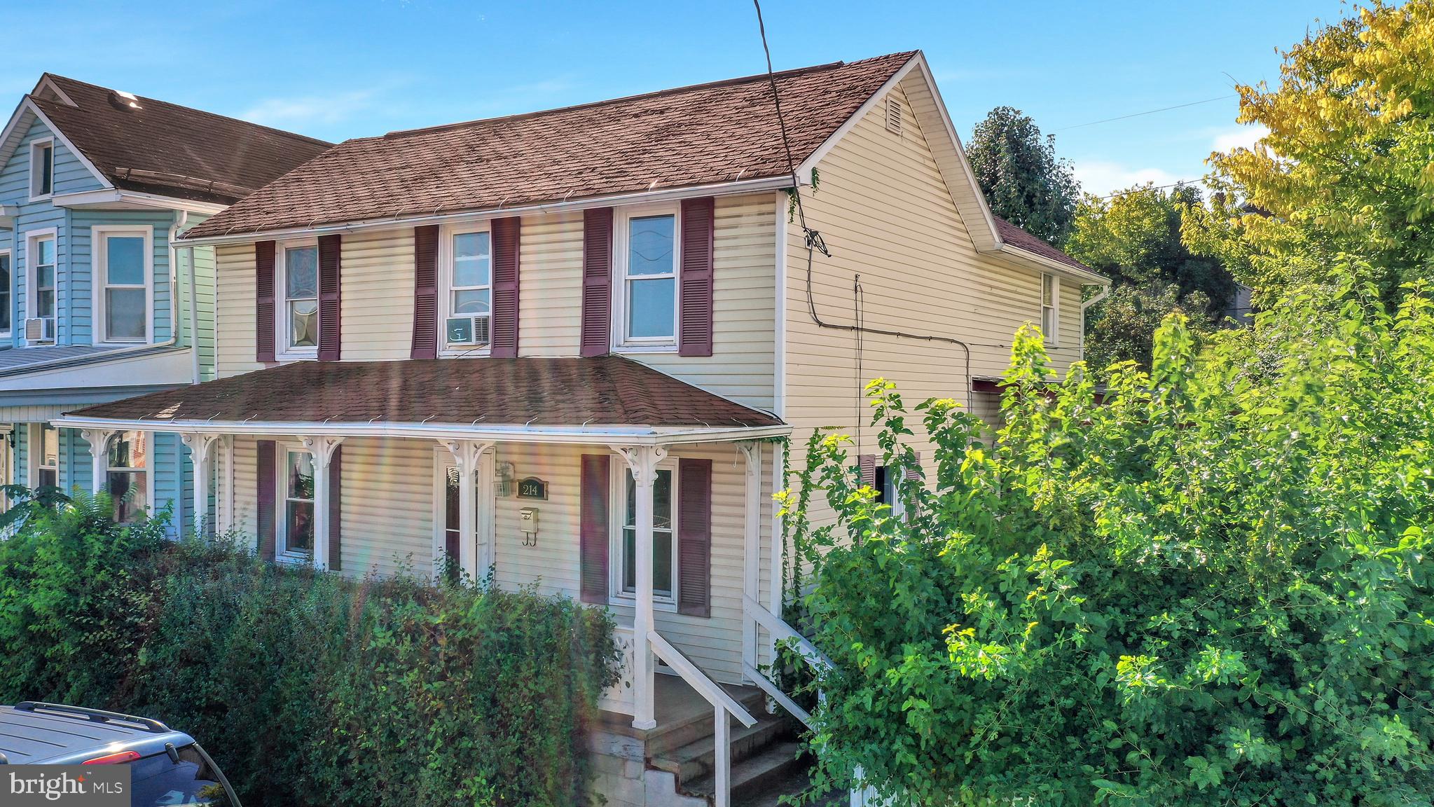 WEST SIDE - Residential