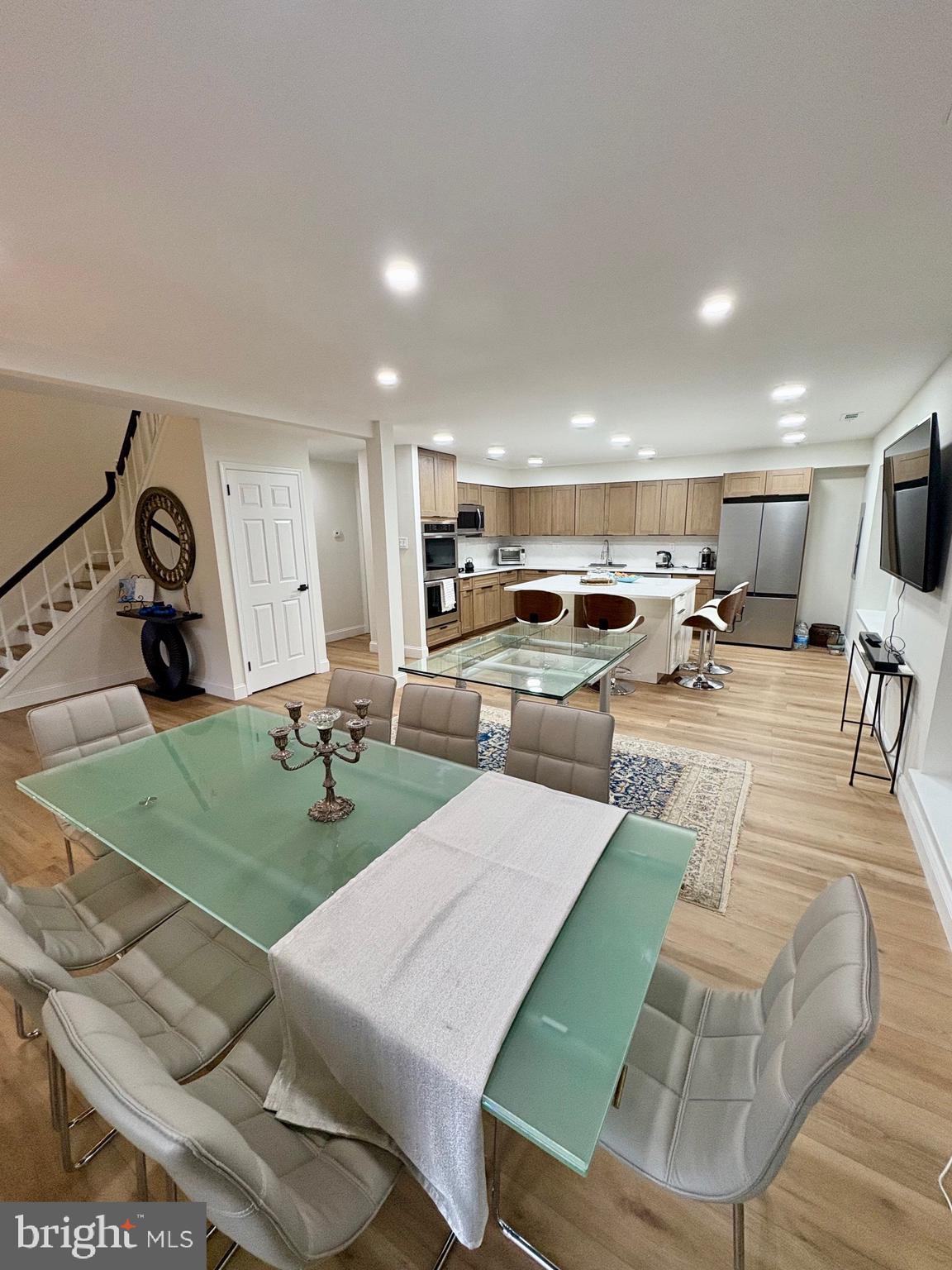 WEATHERSTONE - Residential