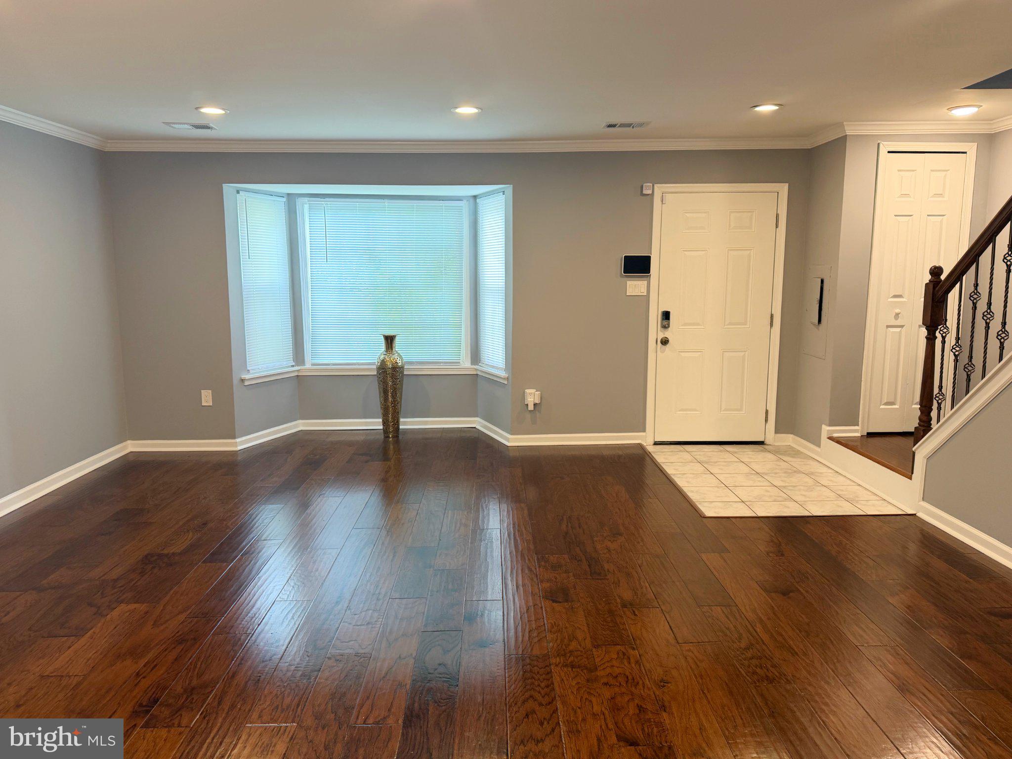 ST. CHARLES HAMPSHIRE - Residential