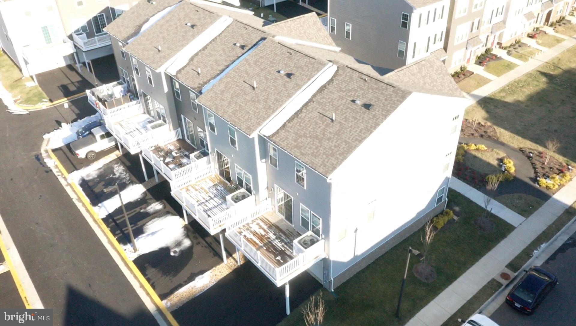 LANDING AT CENTRAL PARK - Residential Lease