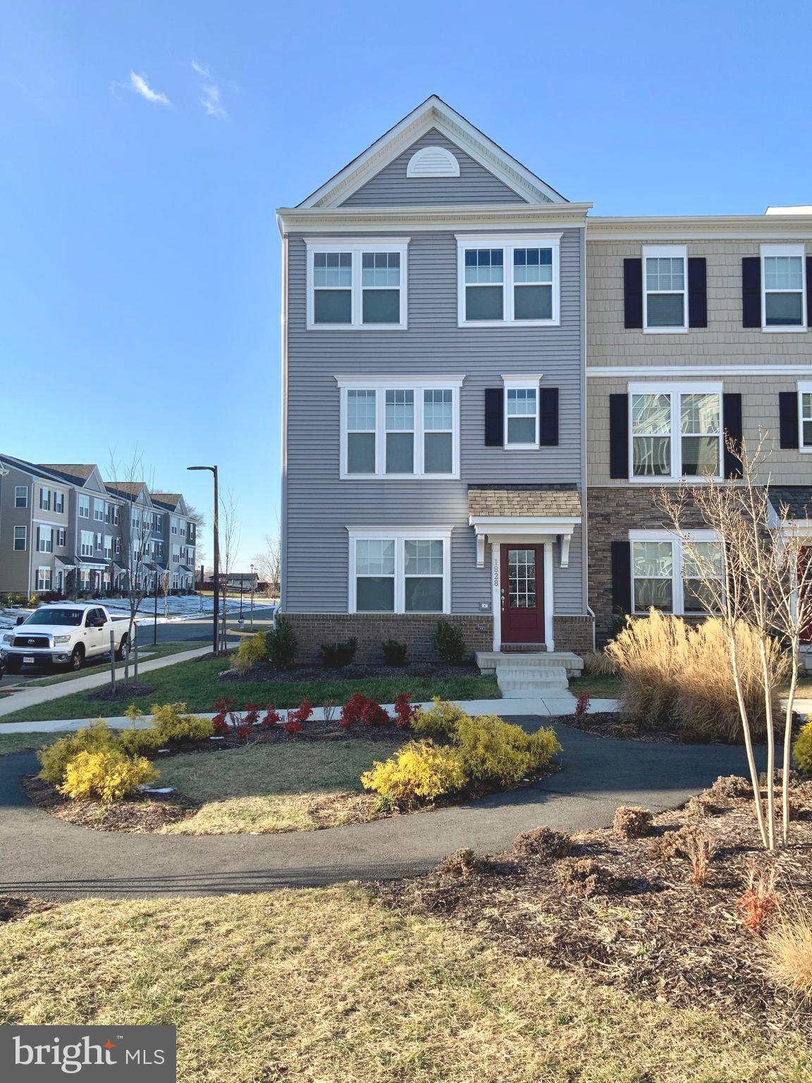 LANDING AT CENTRAL PARK - Residential Lease