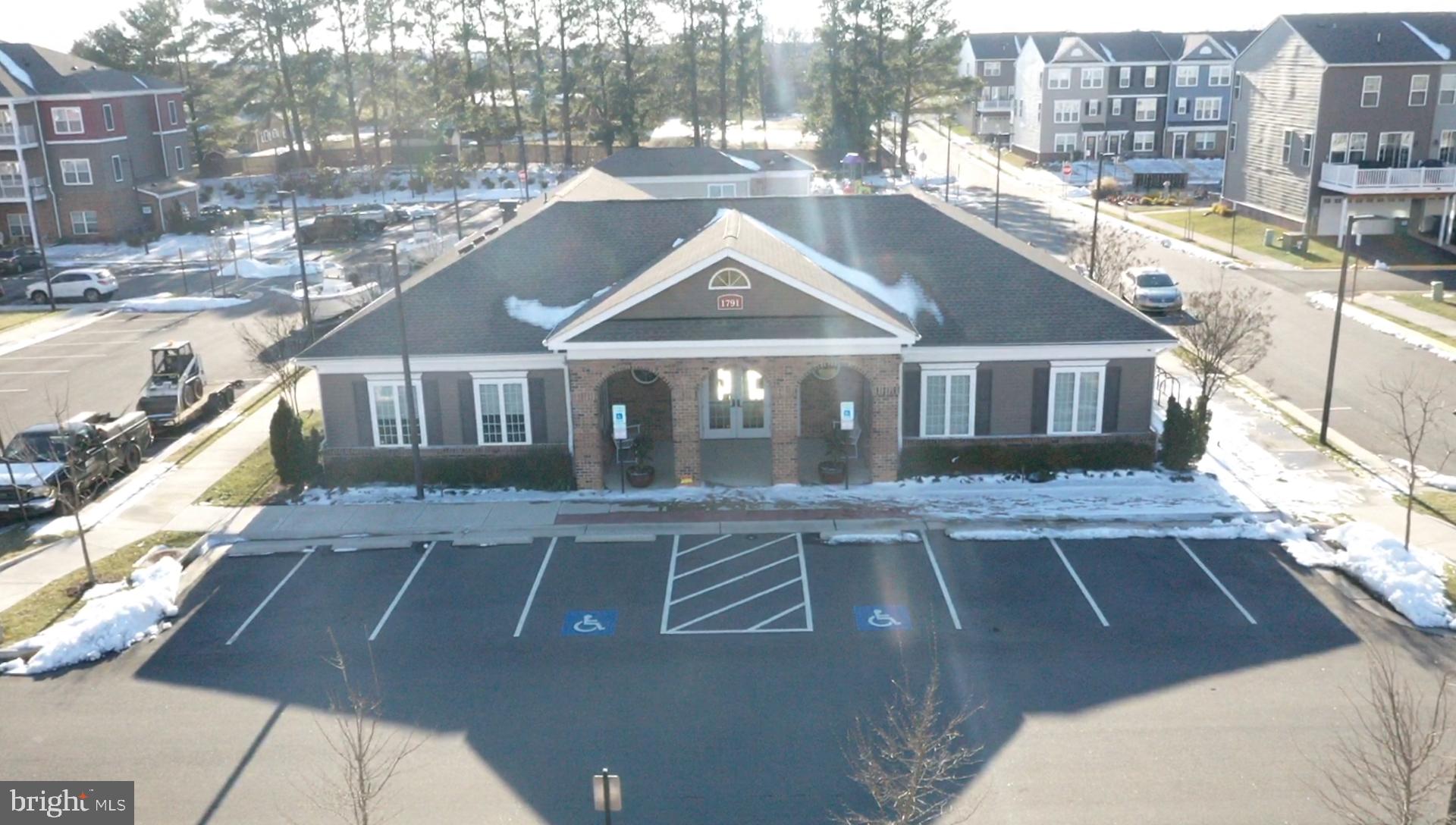 LANDING AT CENTRAL PARK - Residential Lease