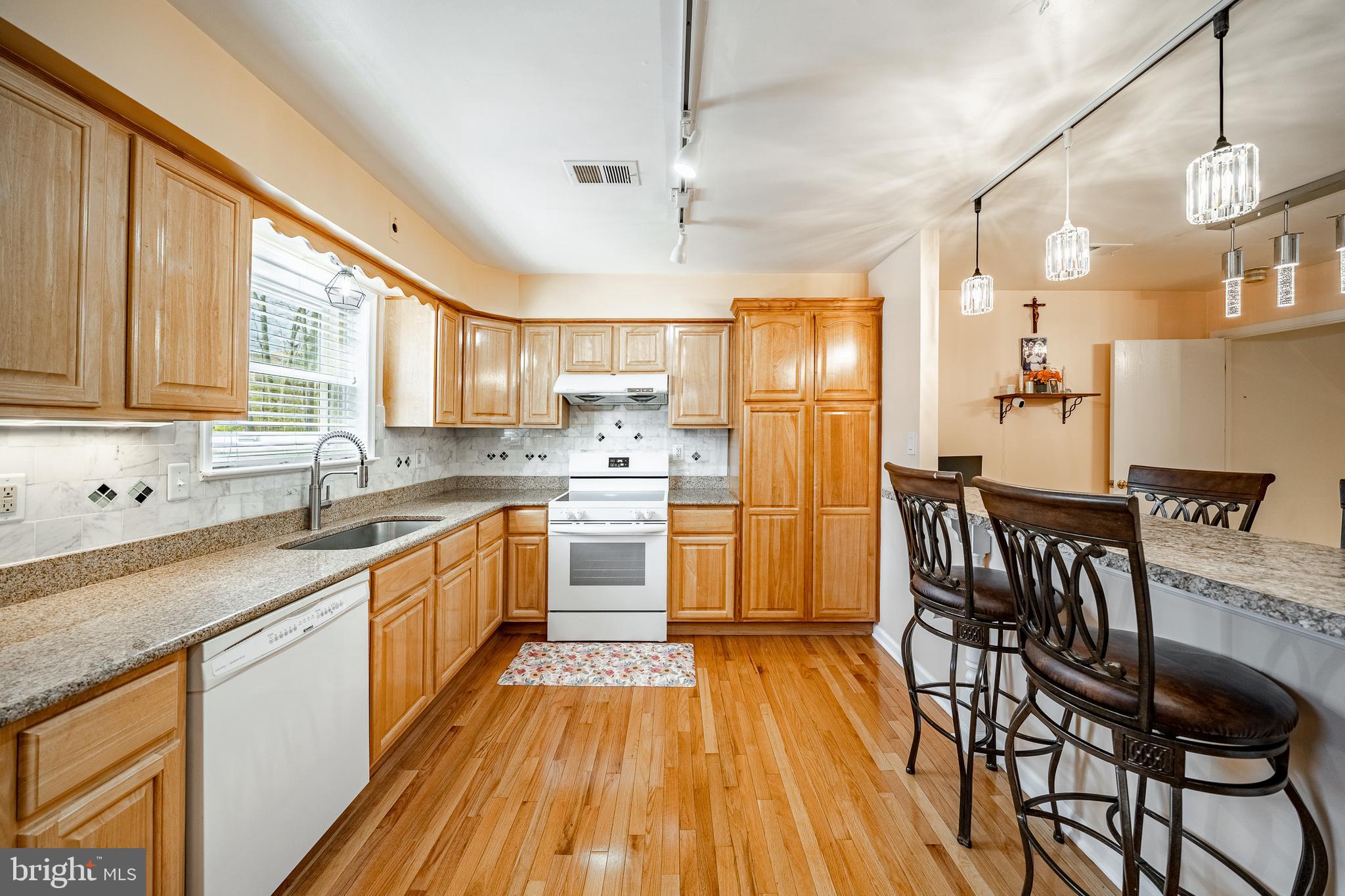 BRYN ERIN - Residential