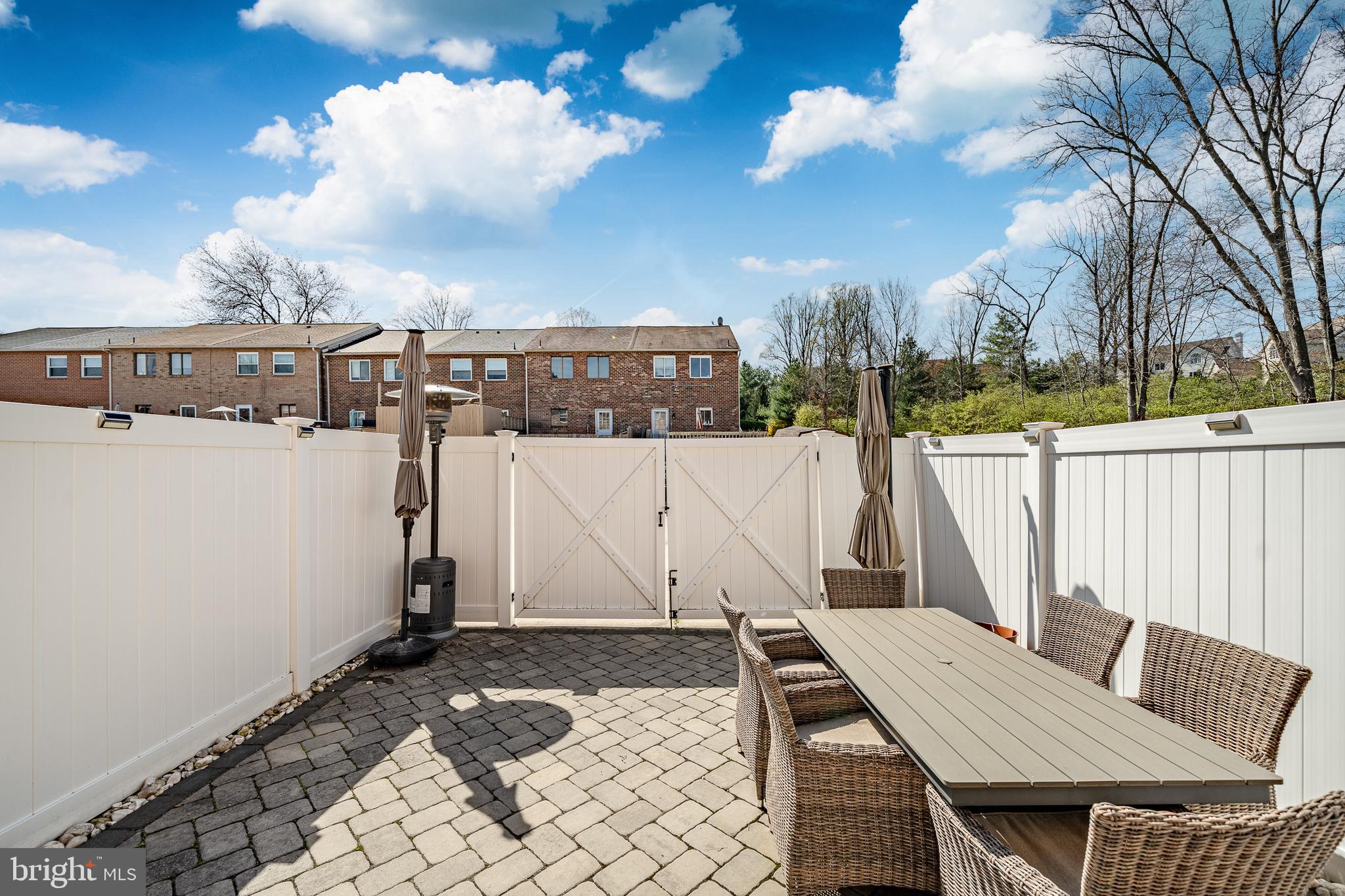 BRYN ERIN - Residential