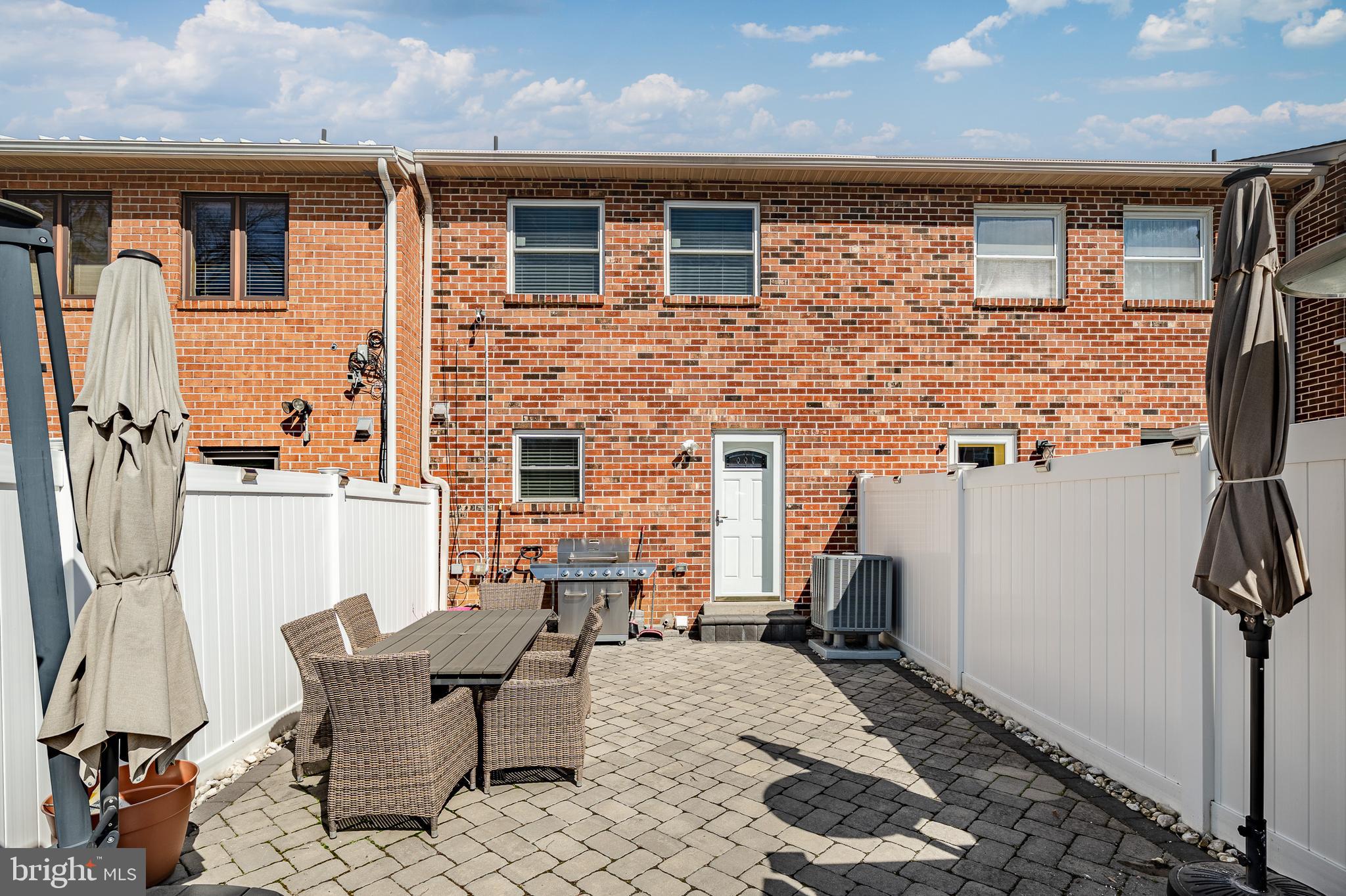 BRYN ERIN - Residential