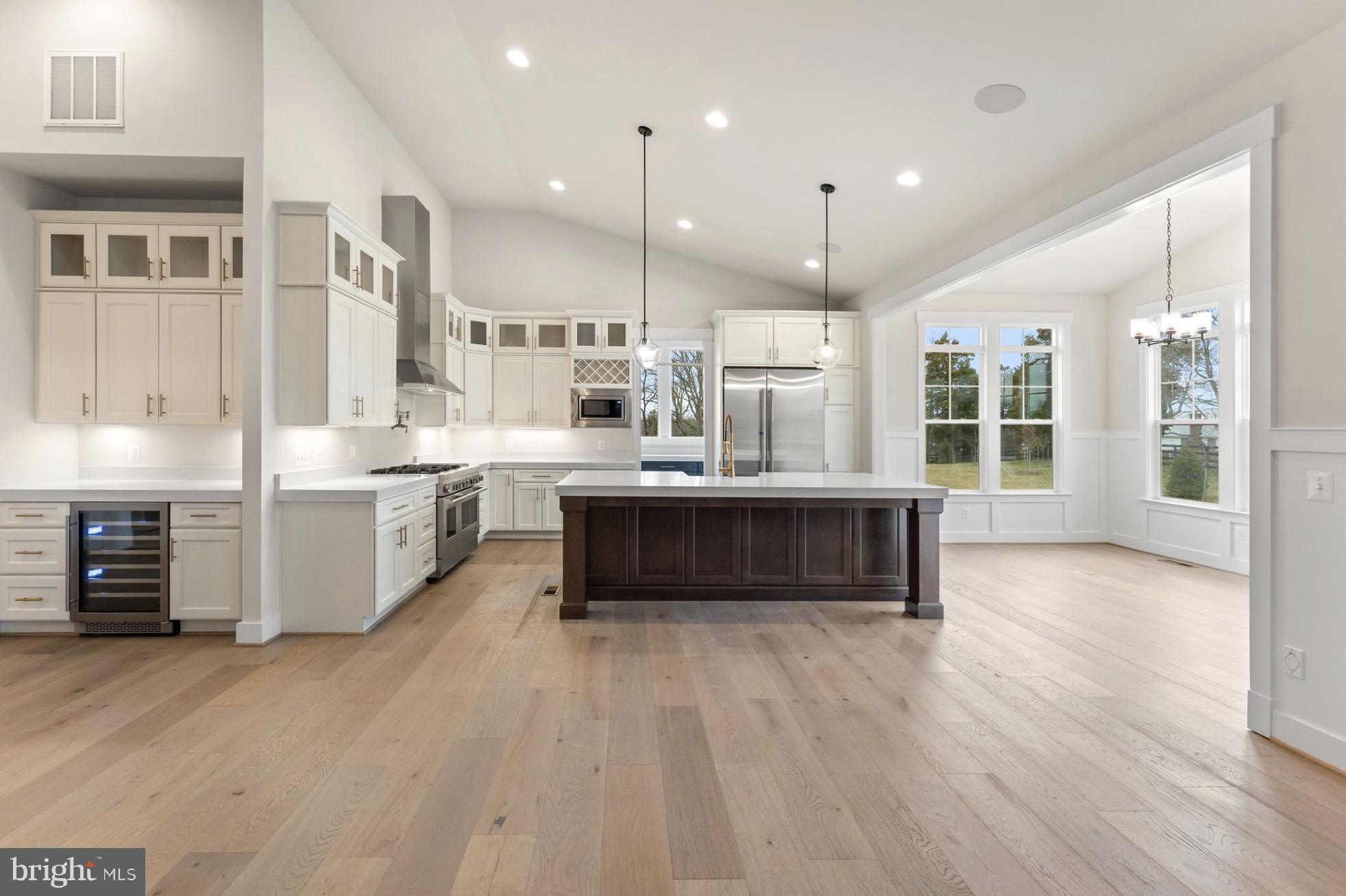 BROOKSIDE - Residential