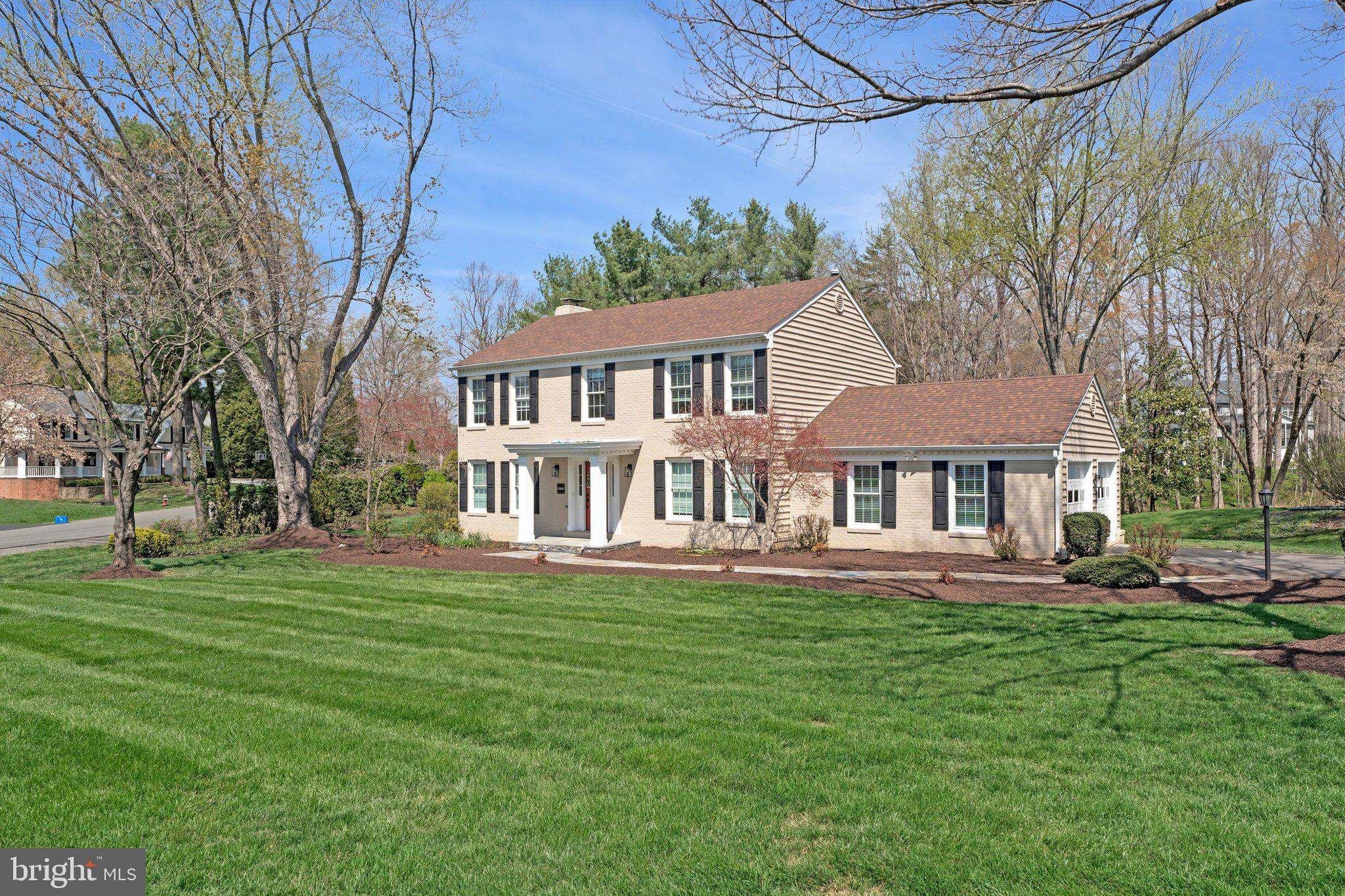 10840 FIELDWOOD DRIVE