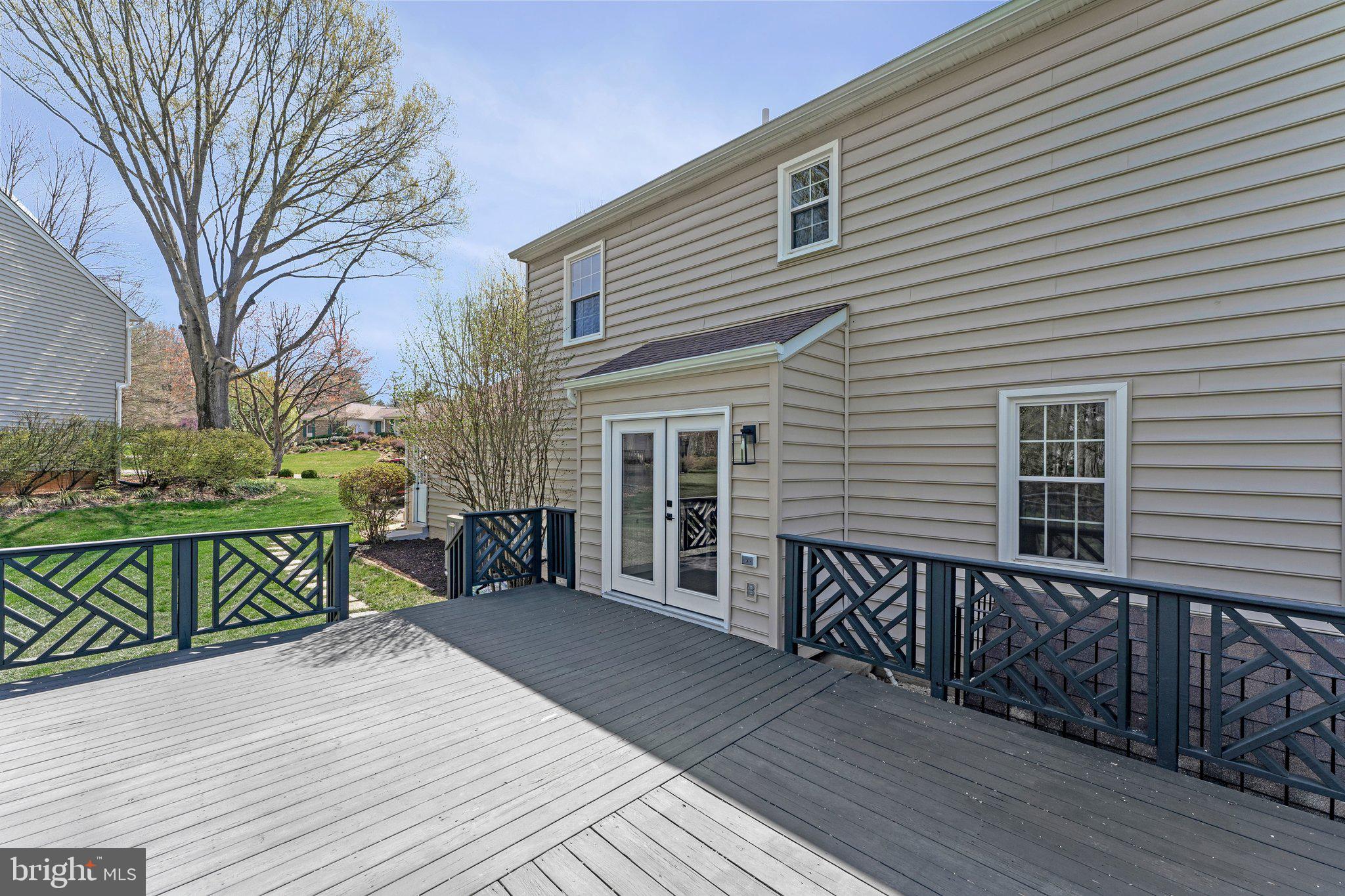 10840 FIELDWOOD DRIVE