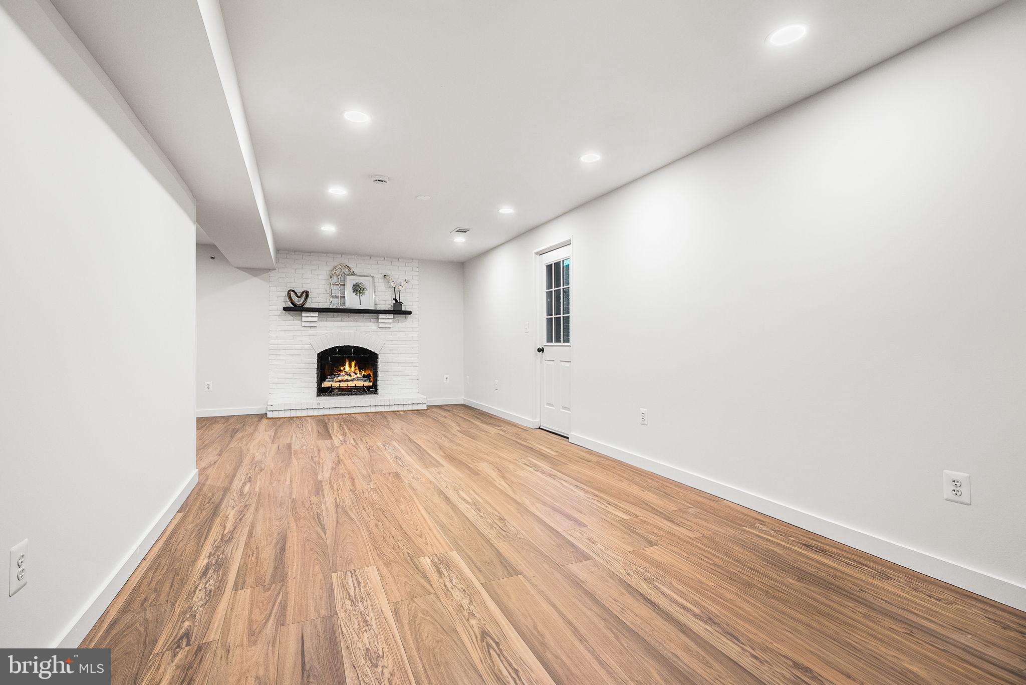 NORTH HILL - Residential